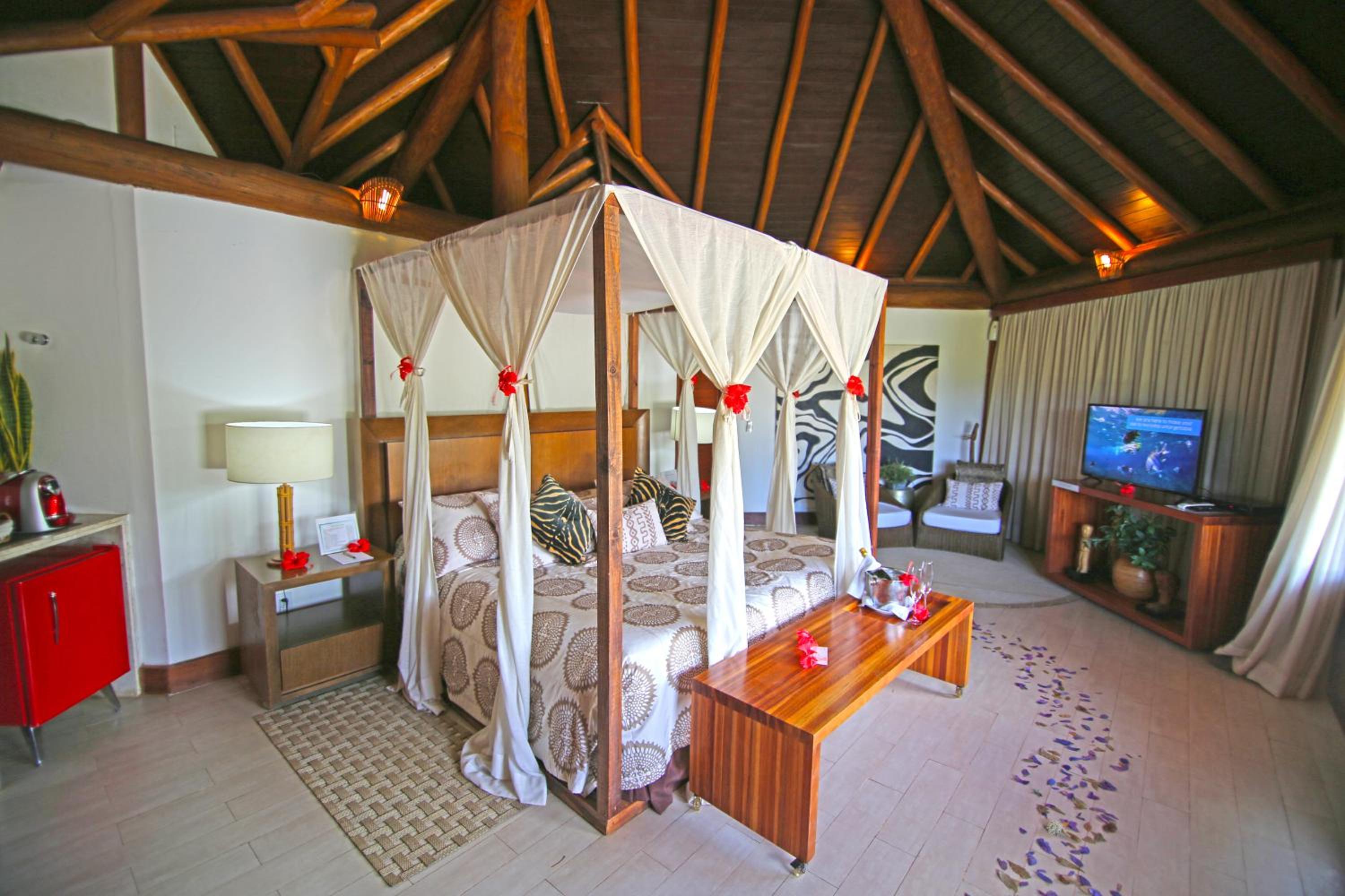 Deluxe Bungalow photo 3