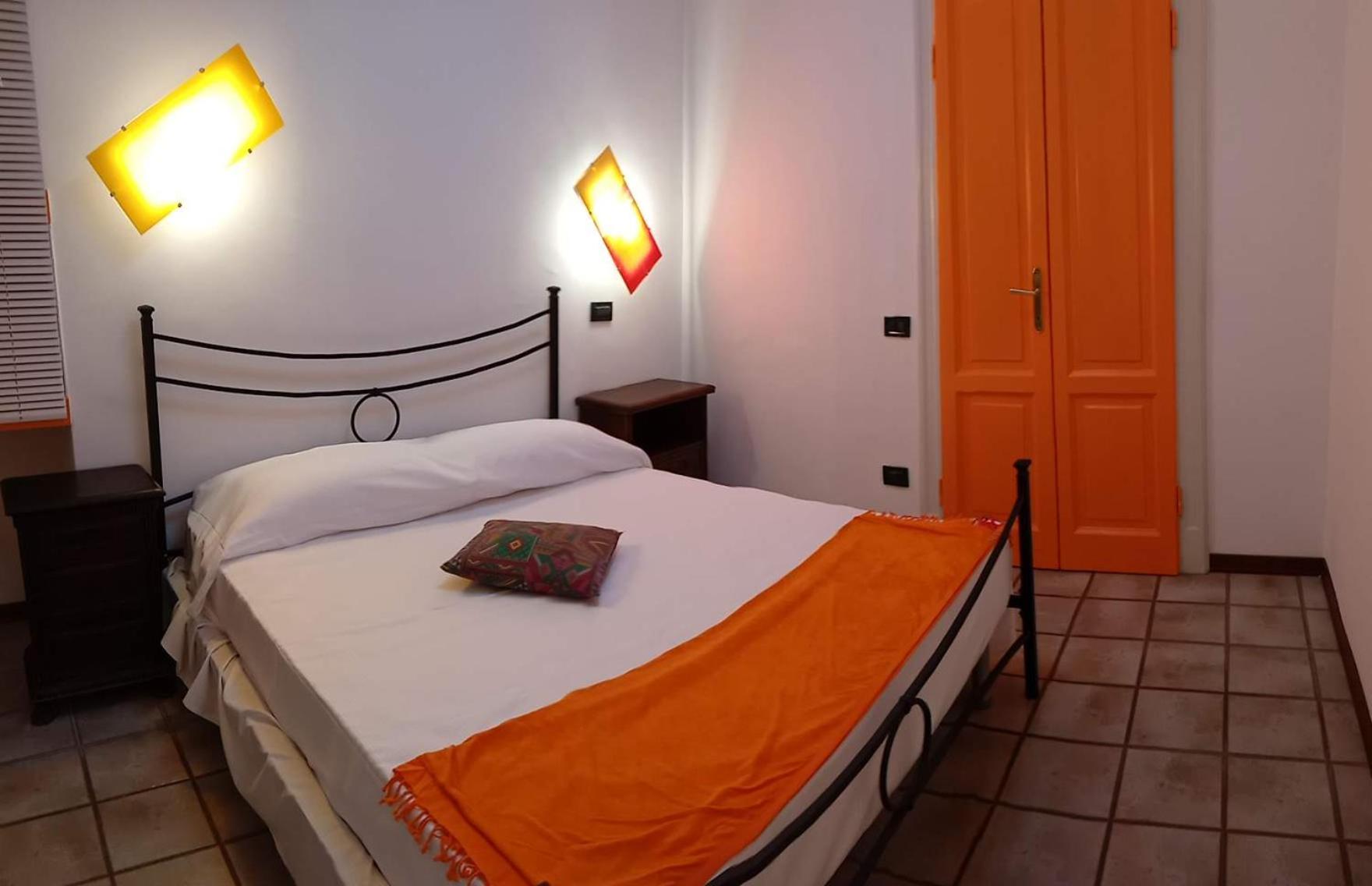Double Room With Private External Bathroom photo 3