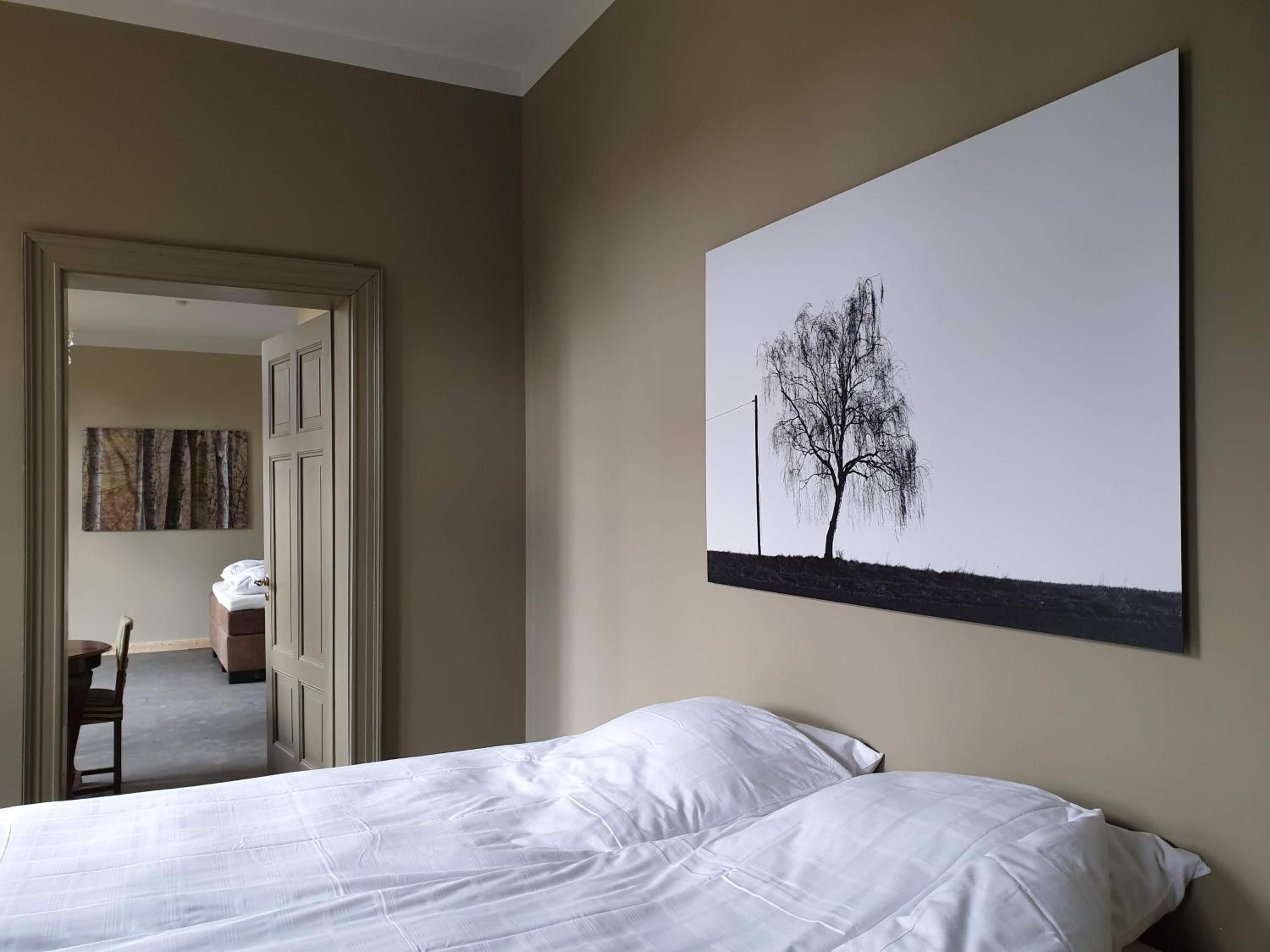 Family Room - Photo 2