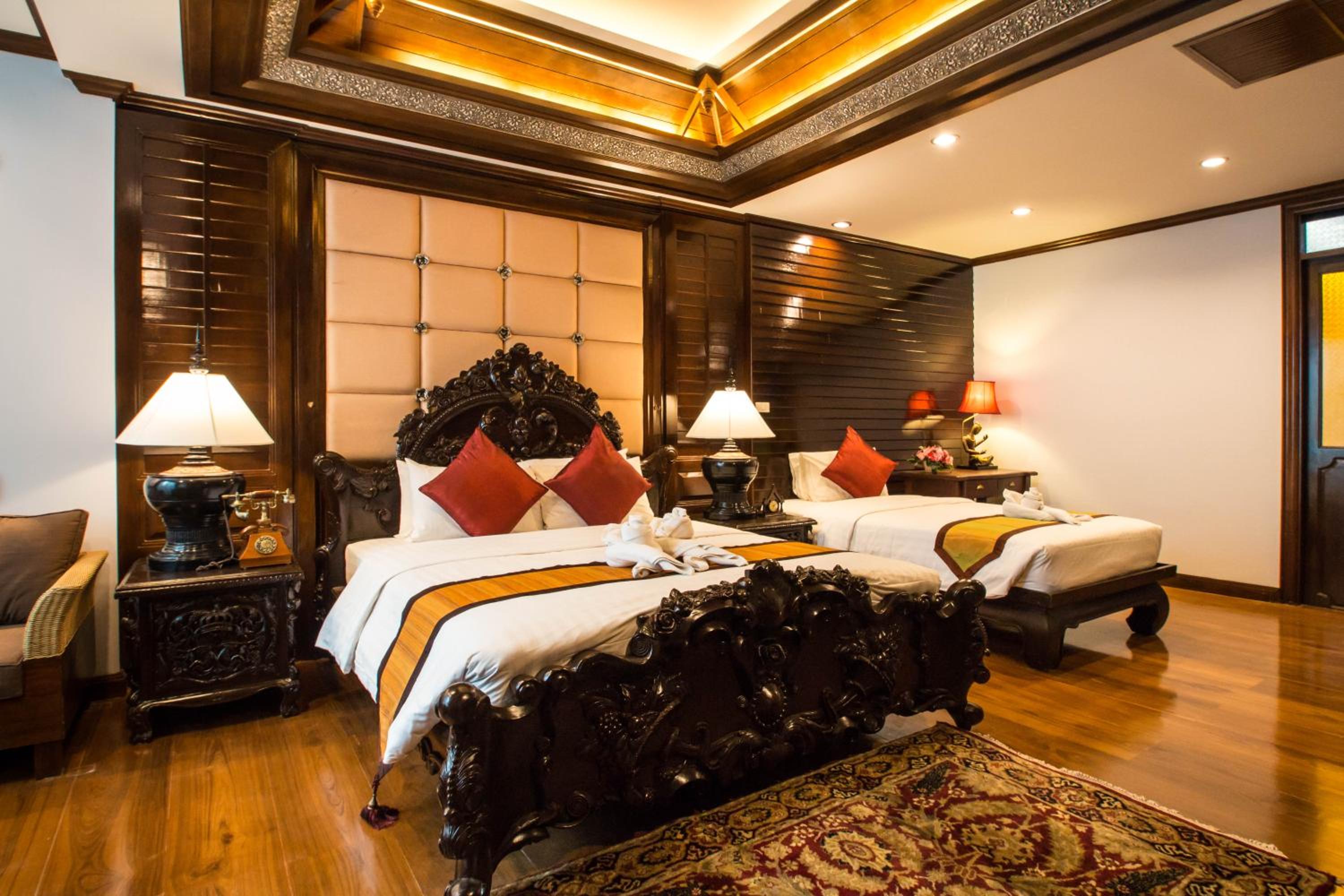 Executive Triple Room (no balcony) - Photo 2