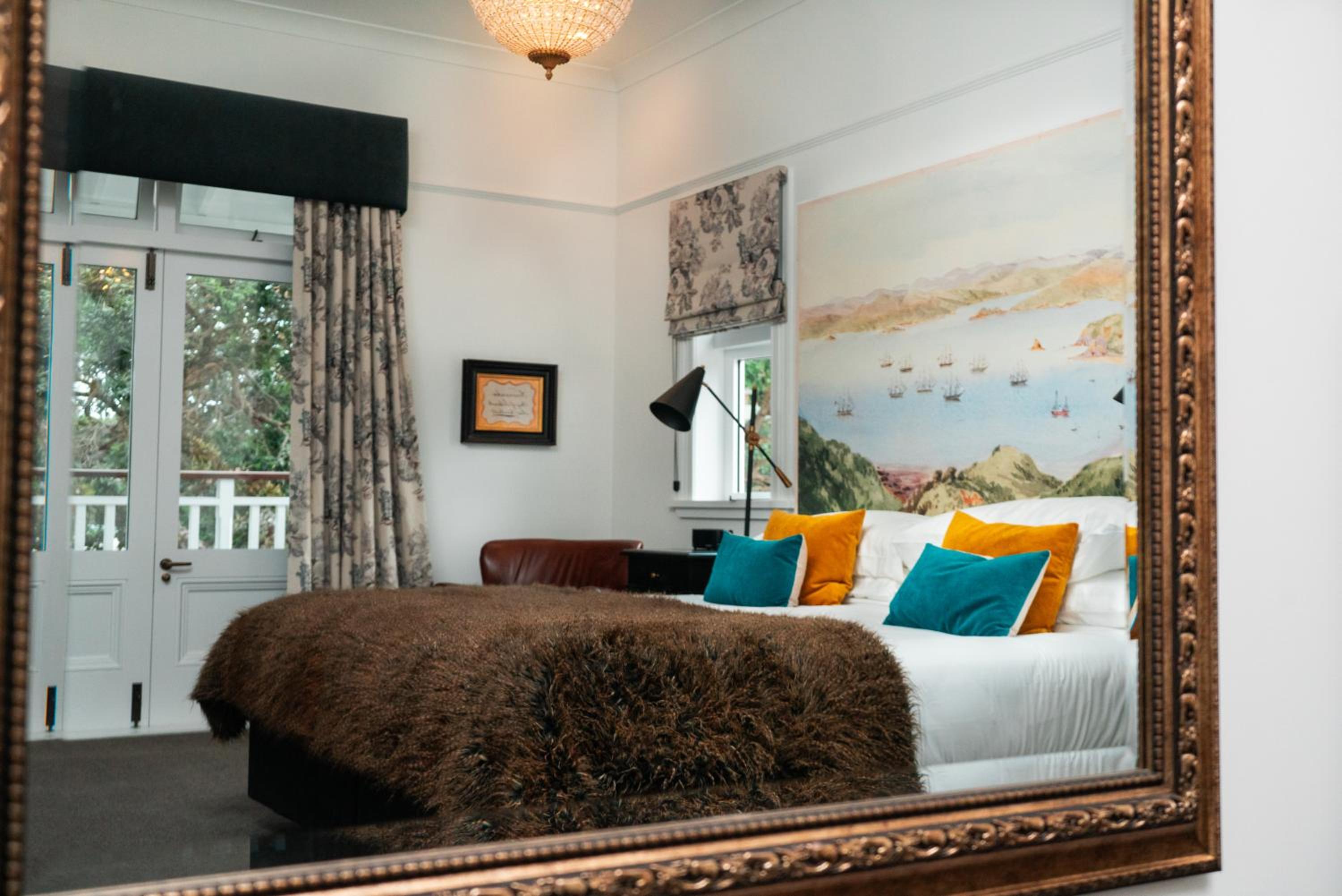 Superior King Room - Photo 3
