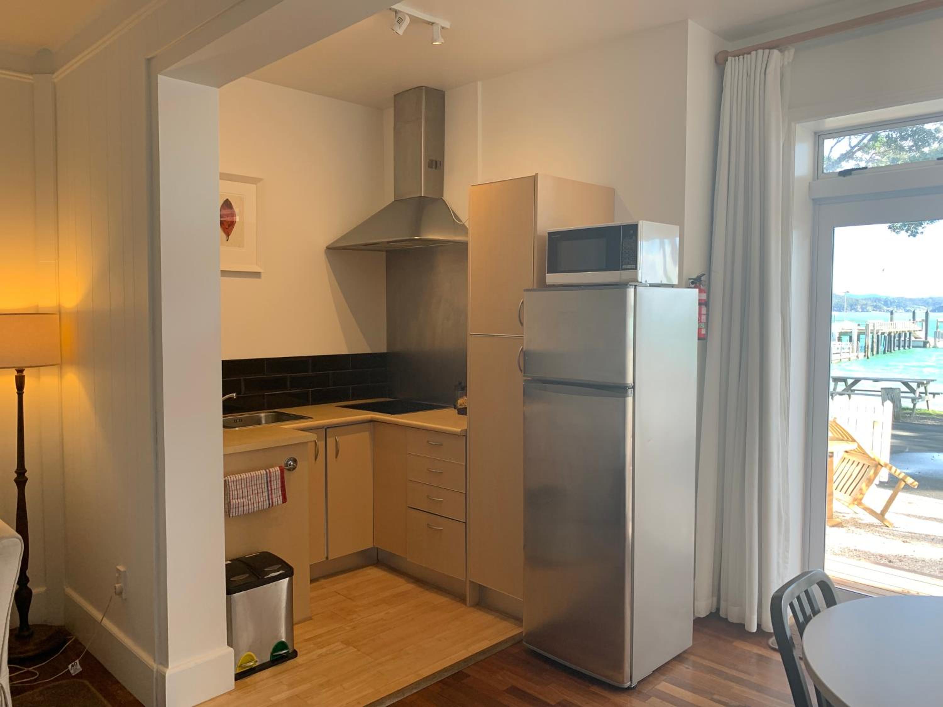 Apartment with Sea View - Photo 3