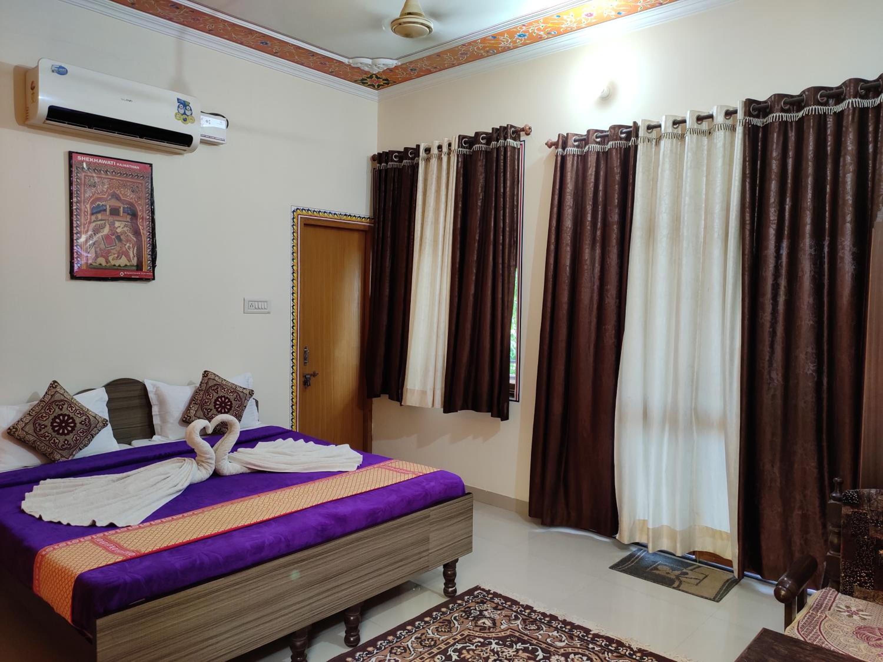 Deluxe Queen Room photo 3