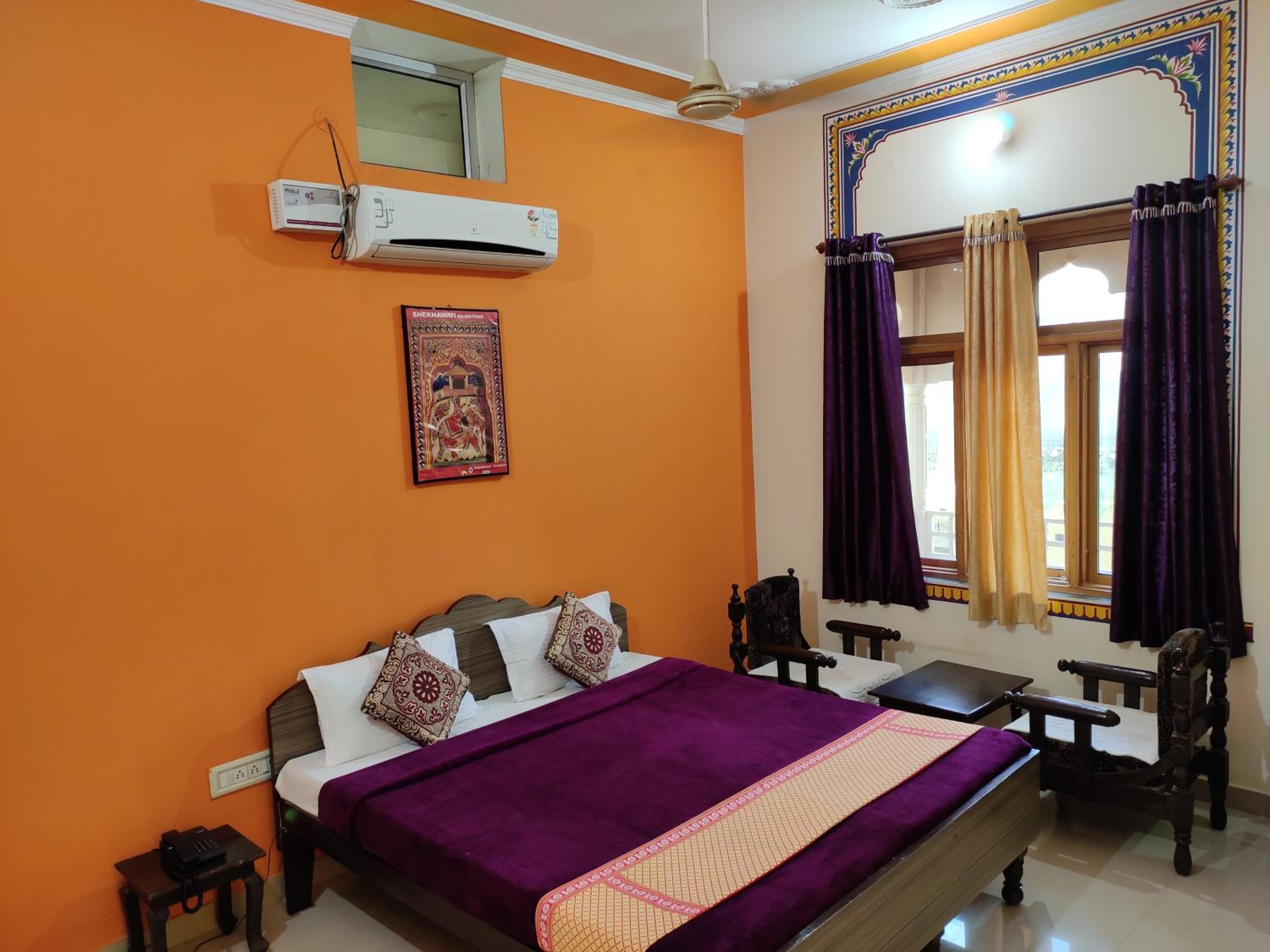 Budget Double Room photo 1
