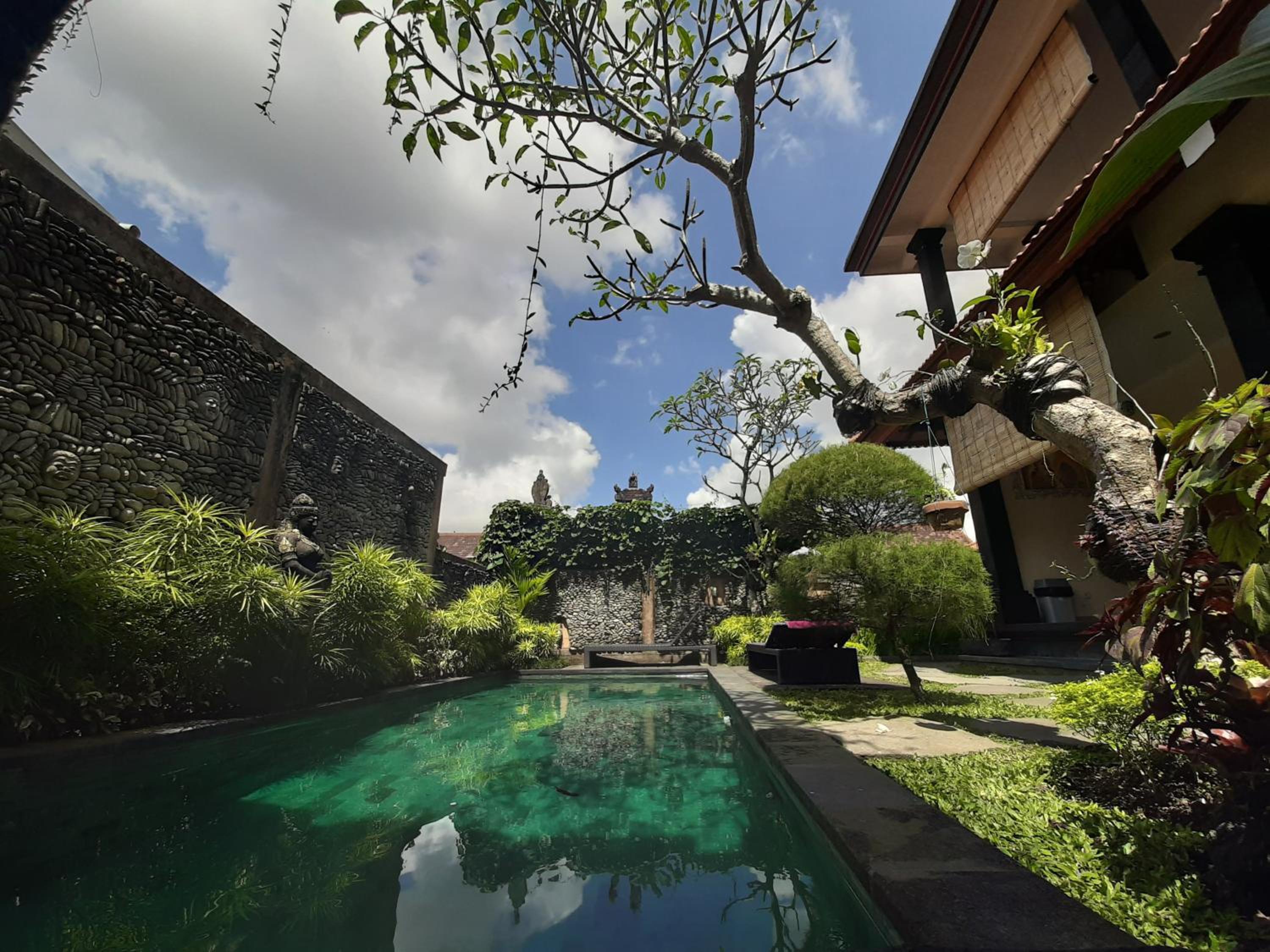 Twin Room with Pool View - Photo 24