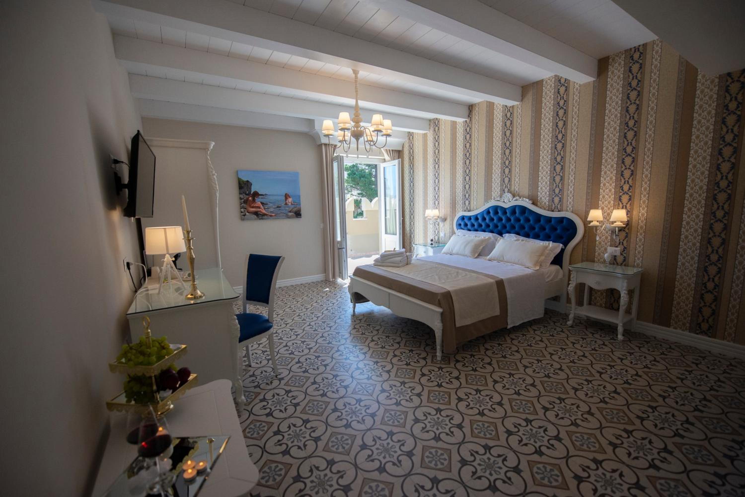 Superior Double Room photo 2