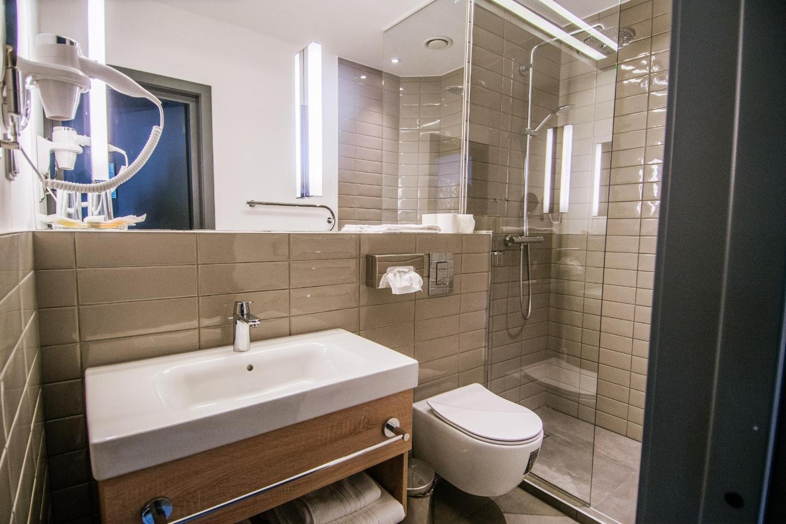 Large Double Room photo 3