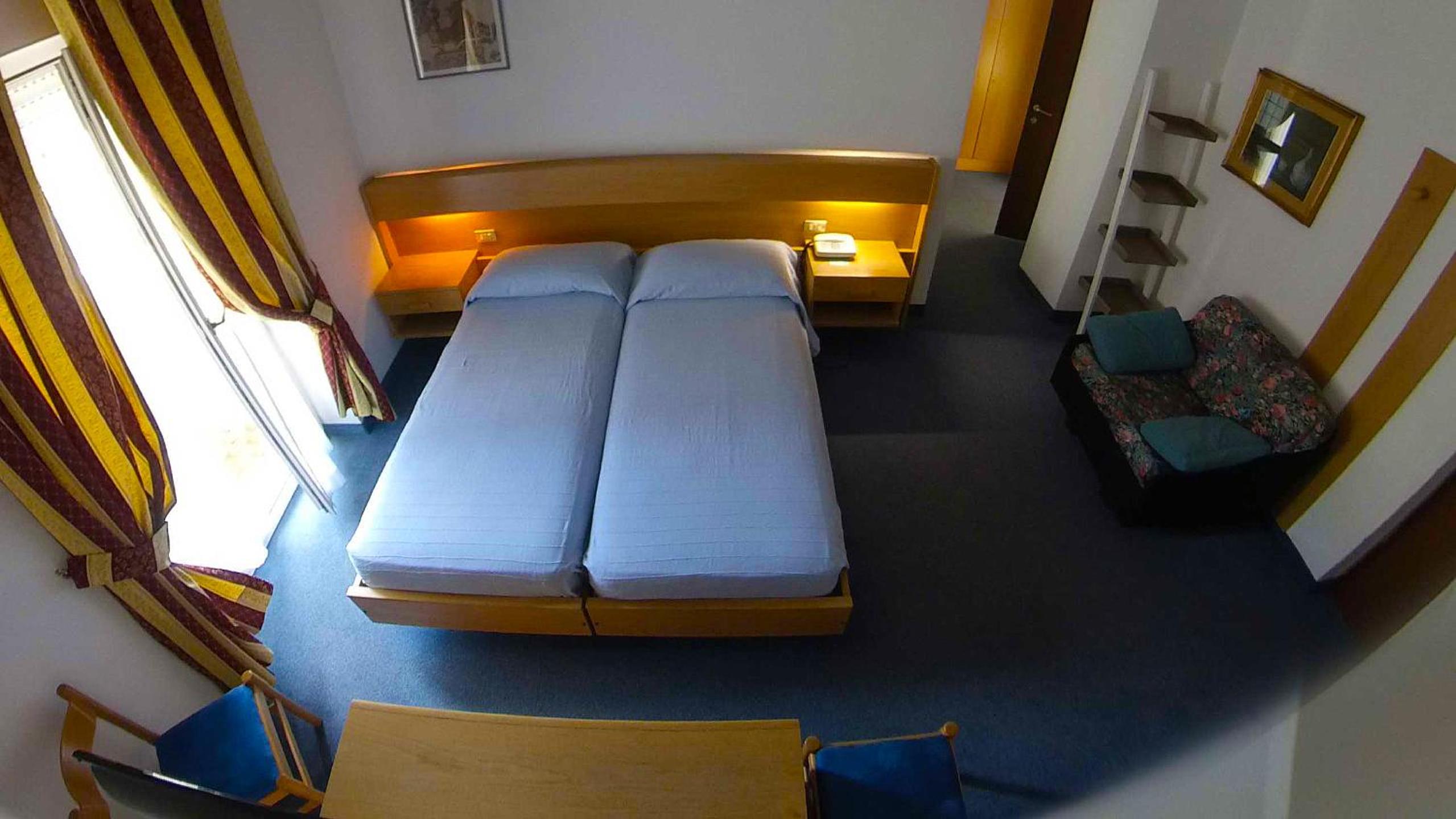 Junior Suite with Balcony photo 1