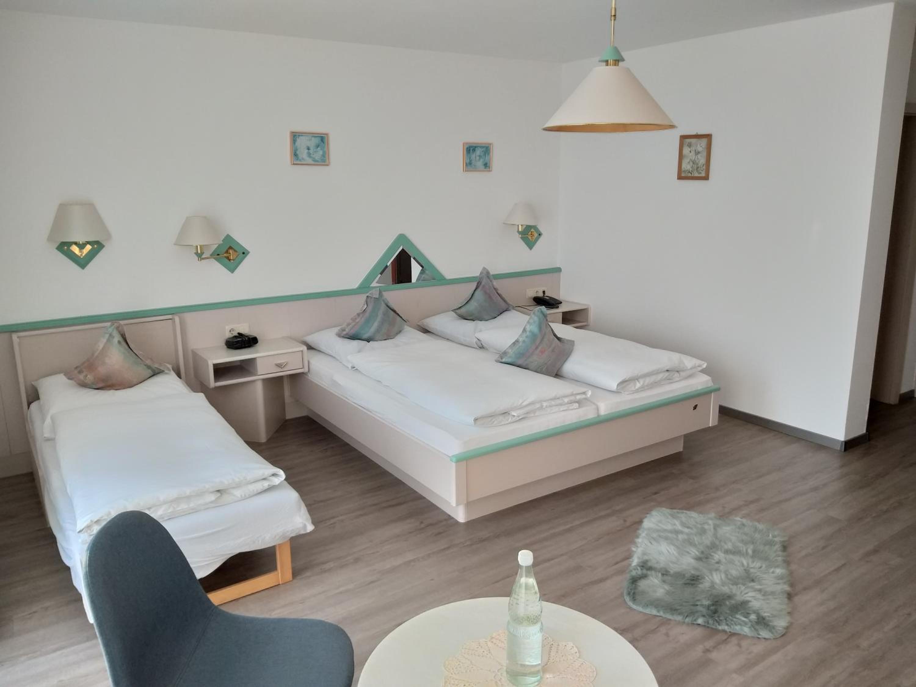 Triple Room with Garden View - Photo 2