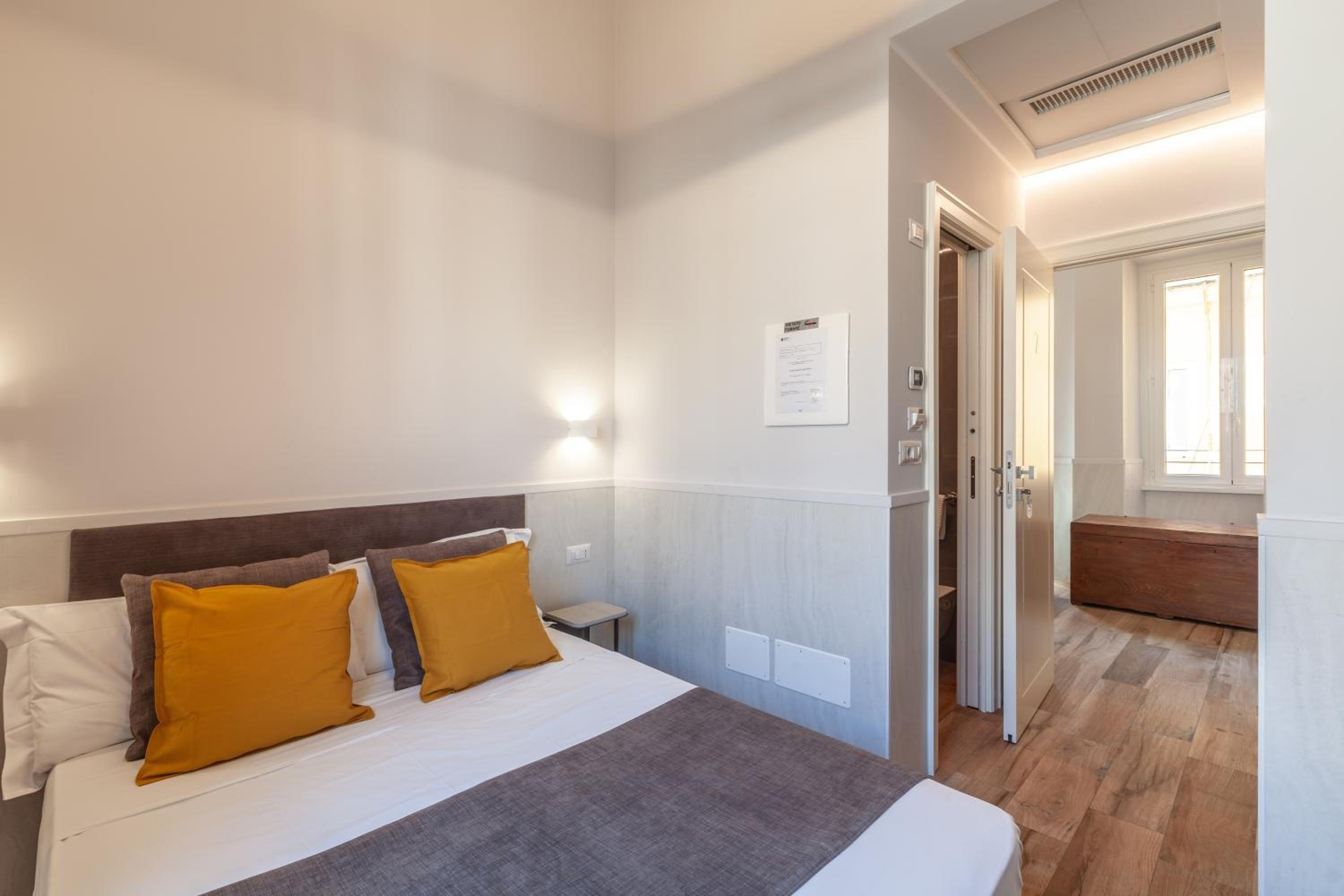 Double Room photo 3