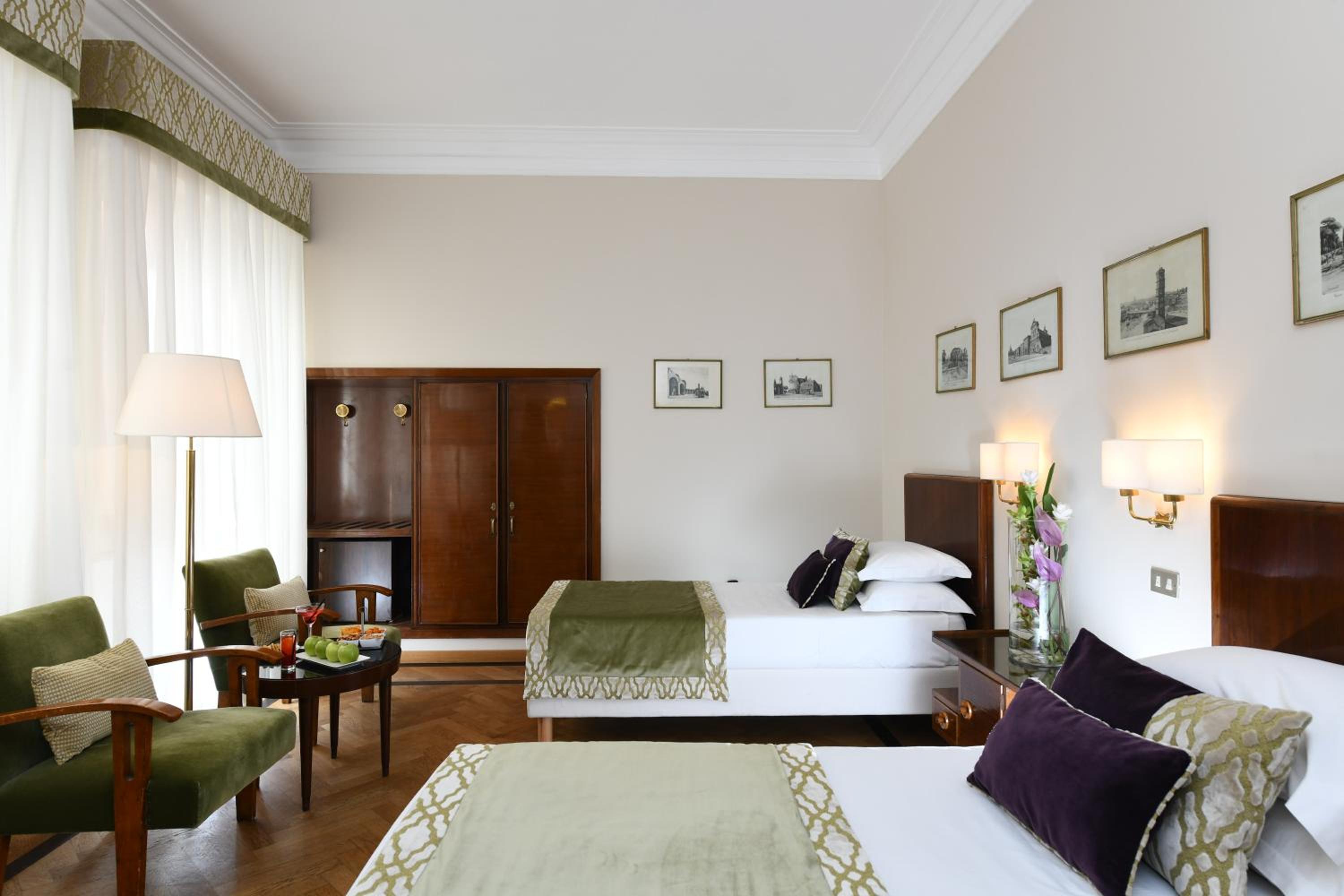 Double or Twin Room photo 3
