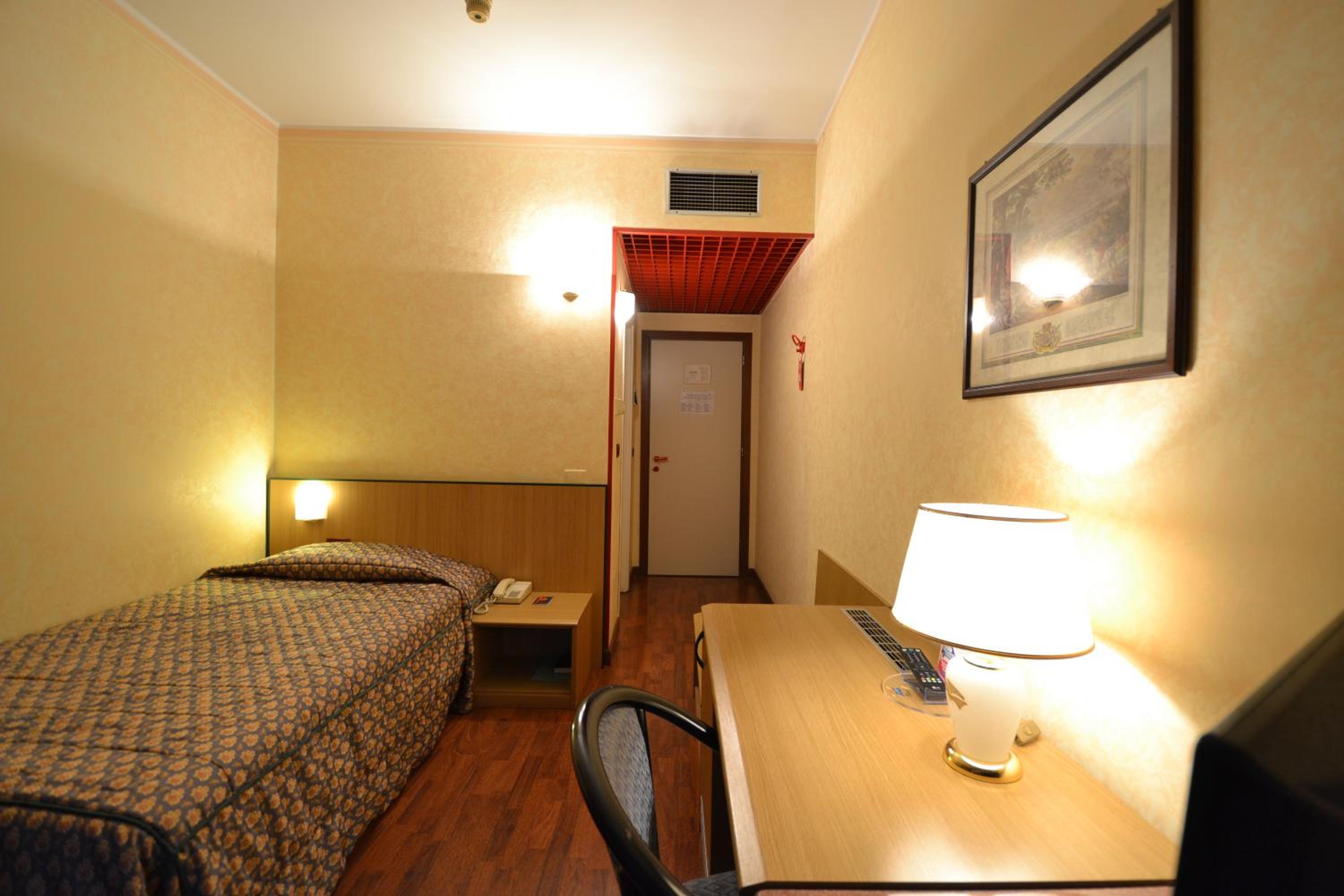Economy Single Room photo 1
