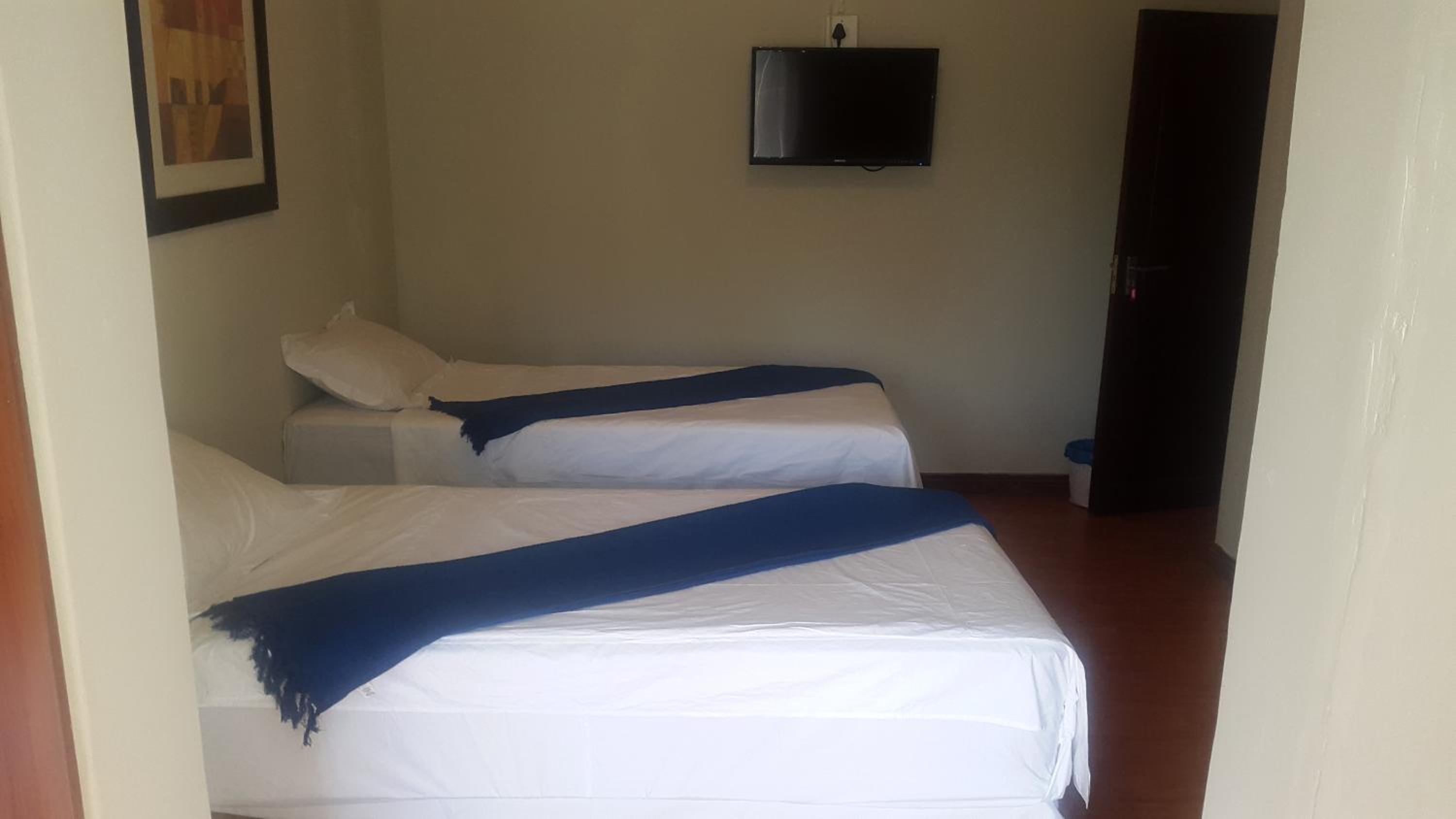 Basic Twin Room