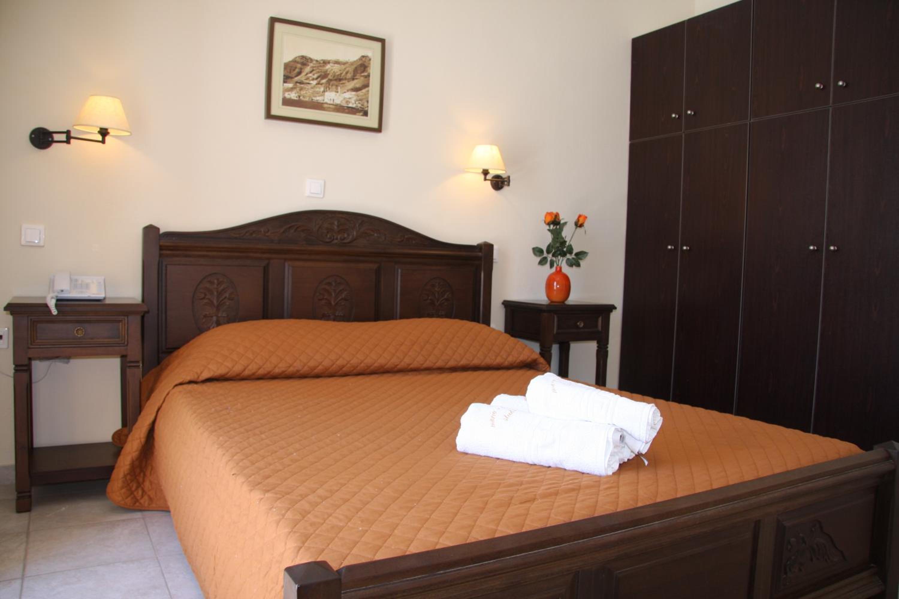 Studio with Sea View (2 Adults) - Photo 17