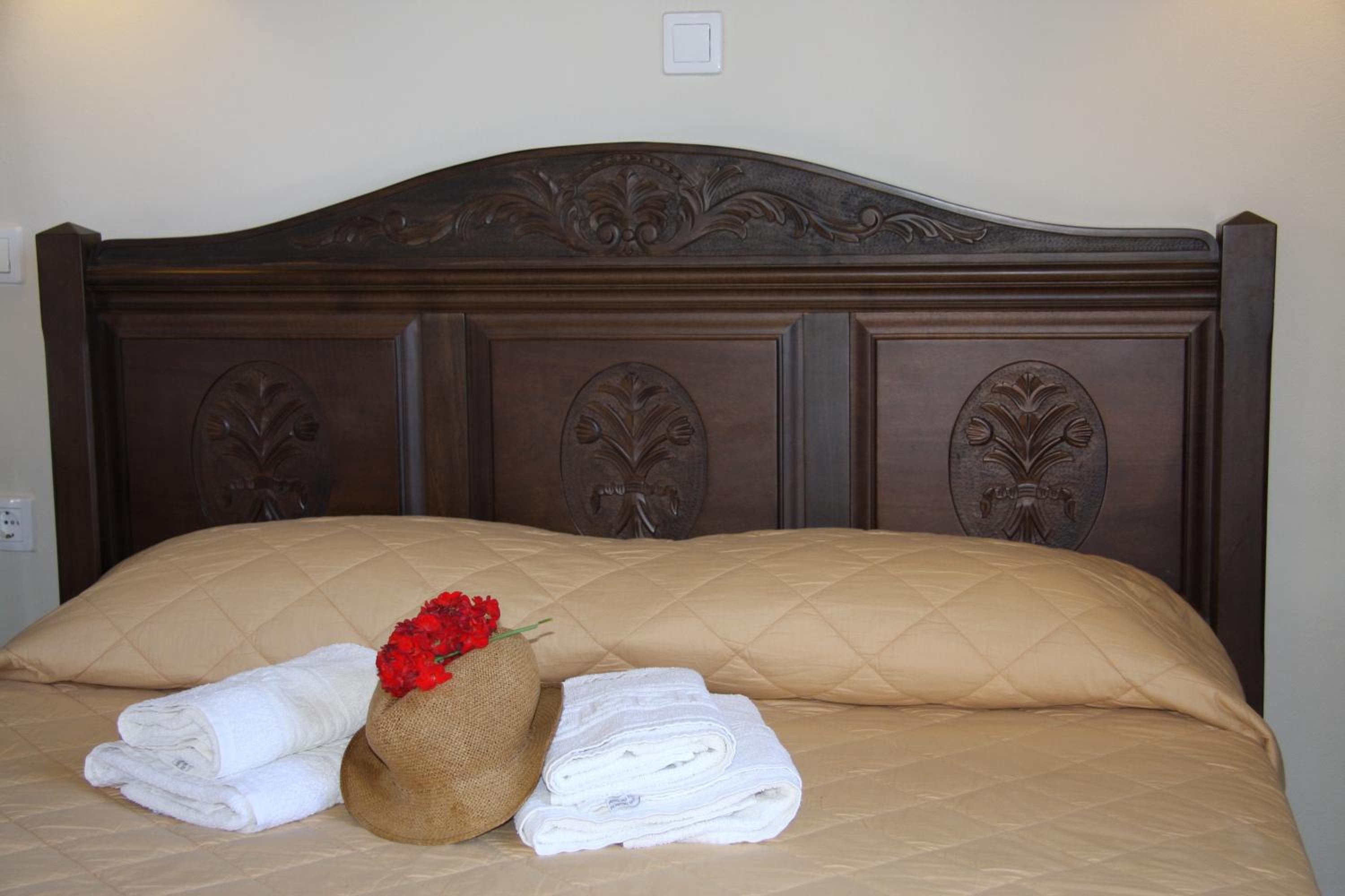 Studio with Sea View (2 Adults)