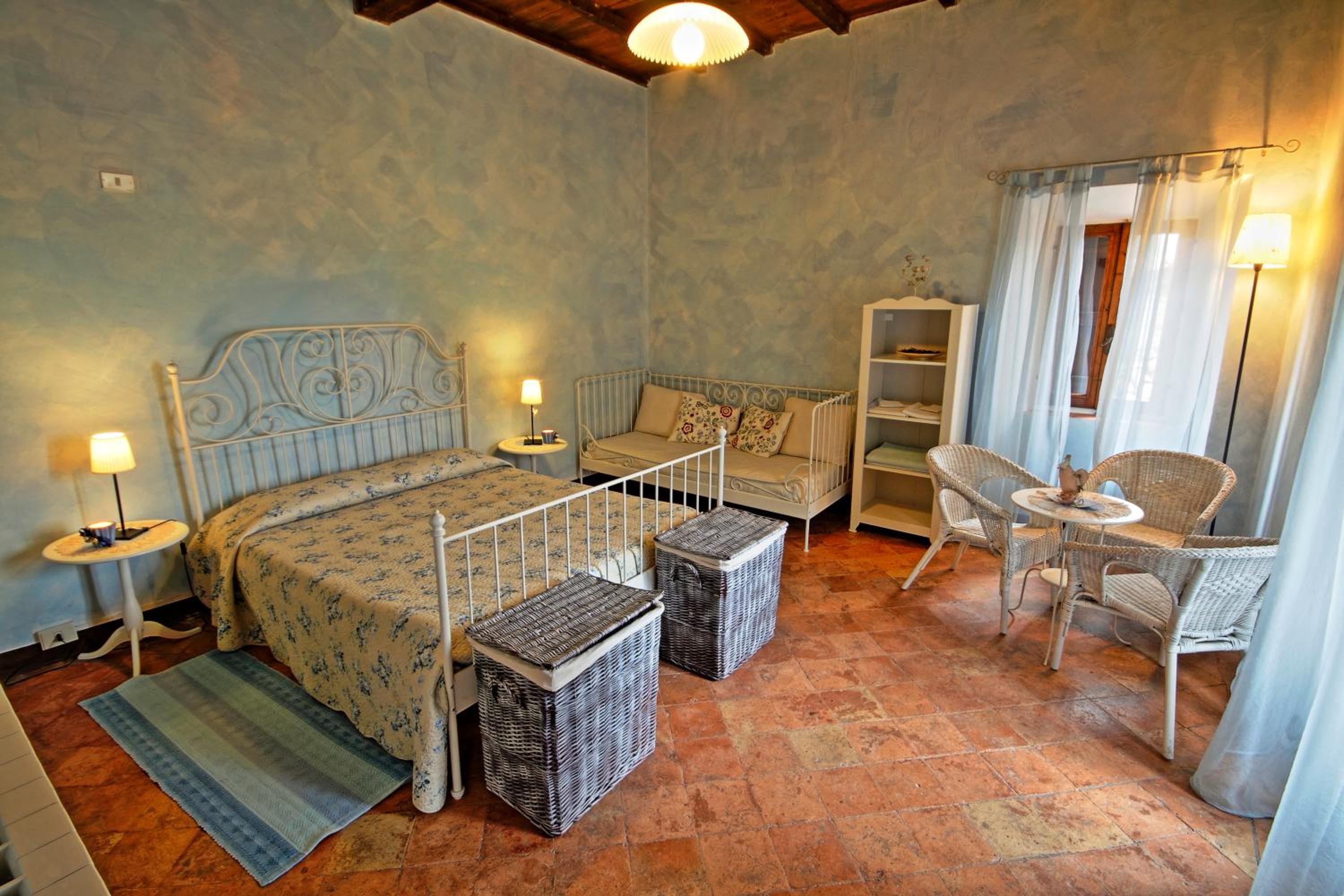 Triple Room photo 2