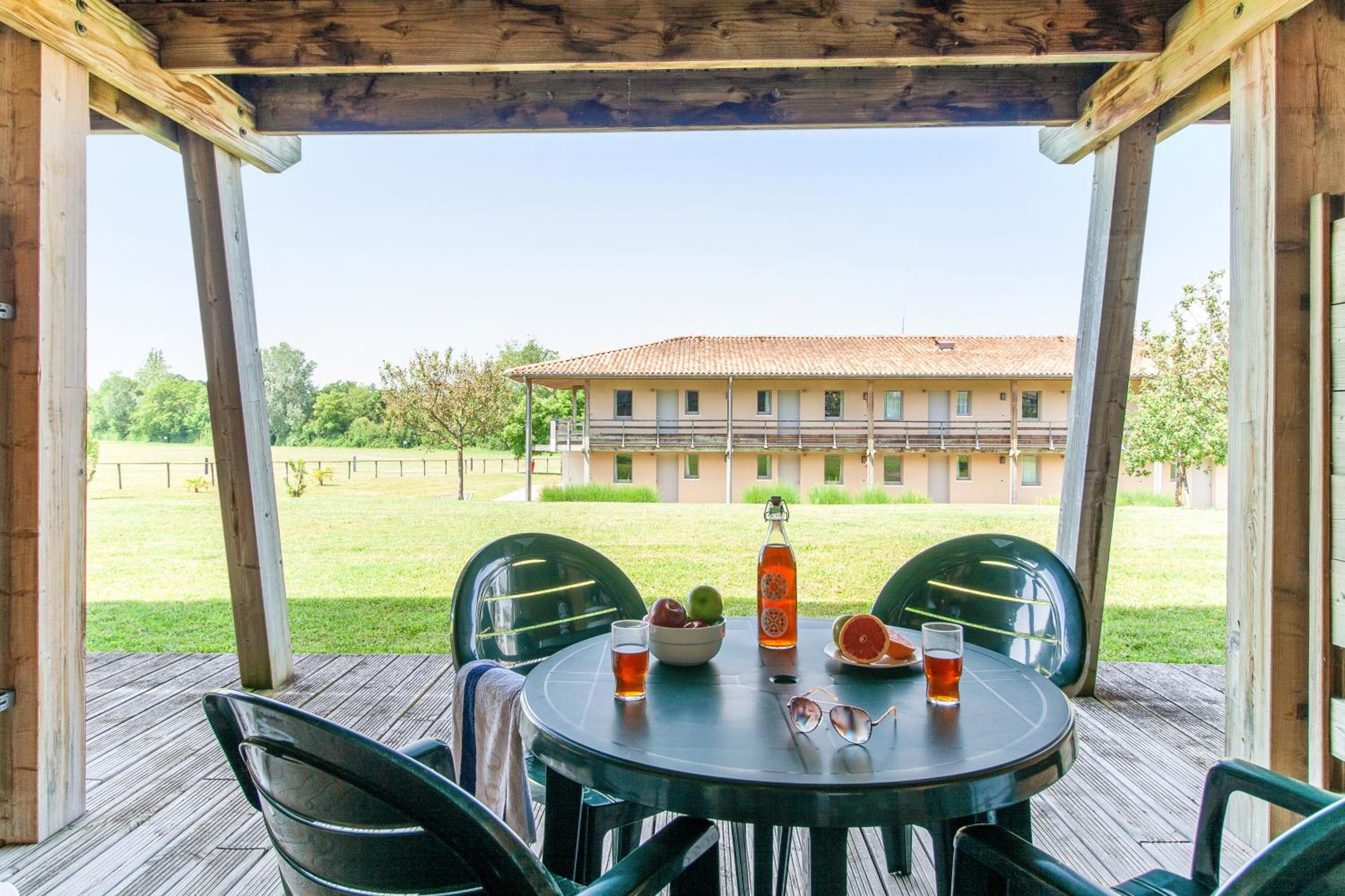 Studio with Sleeping Alcove and Terrace or Balcony (5 people) - Photo 4