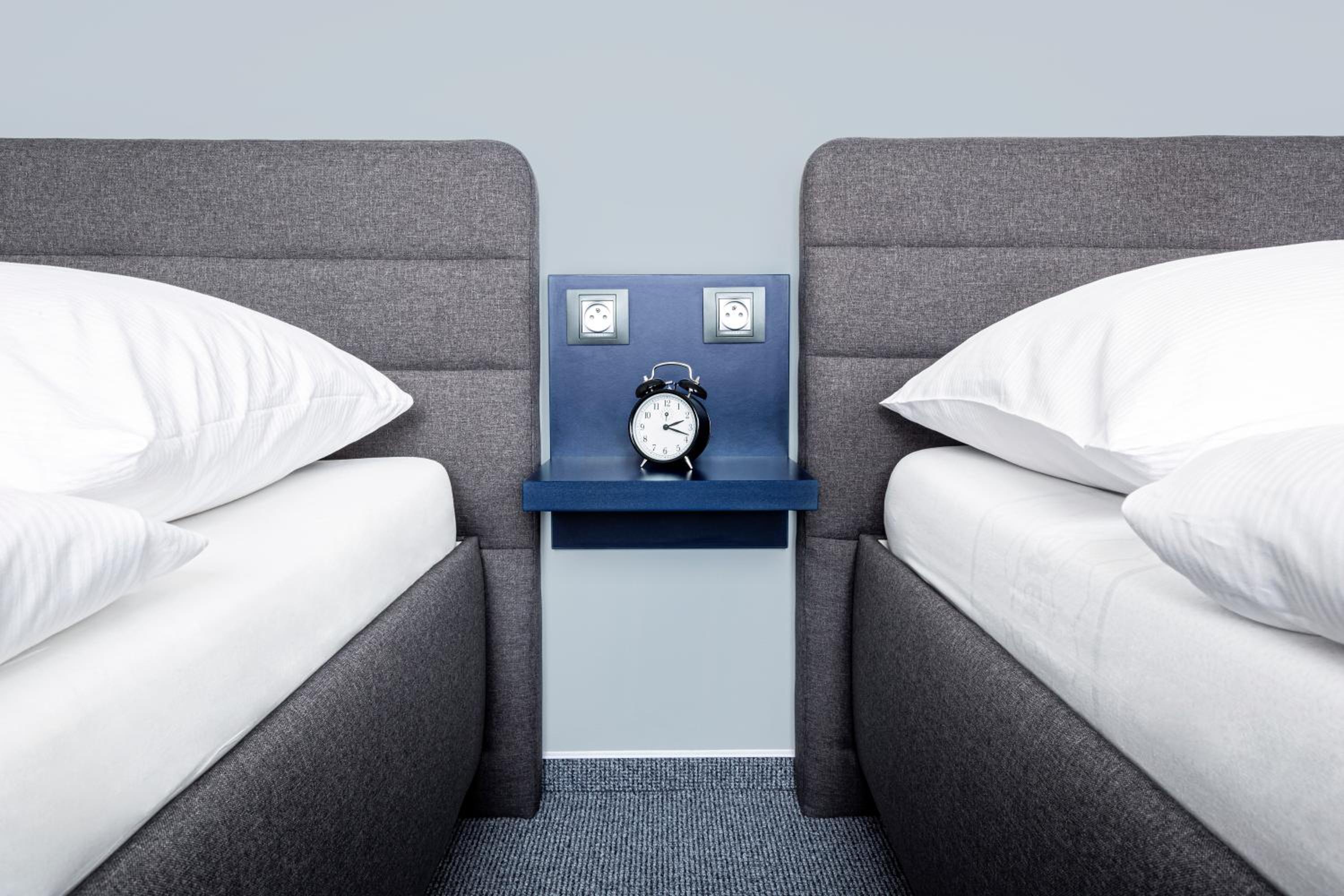 Twin Room - Photo 4