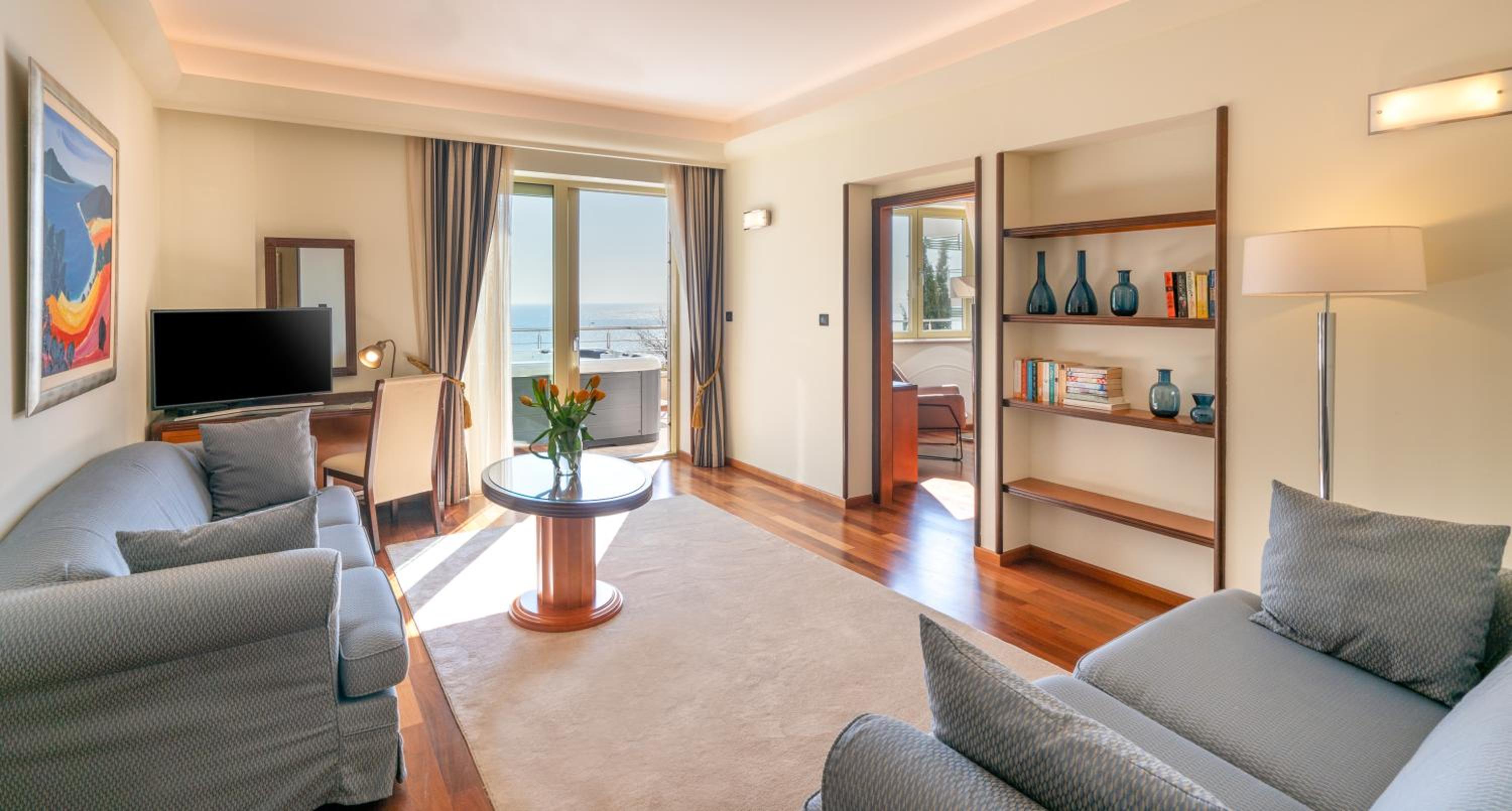 Executive Suite mit Terrasse und Meerblick