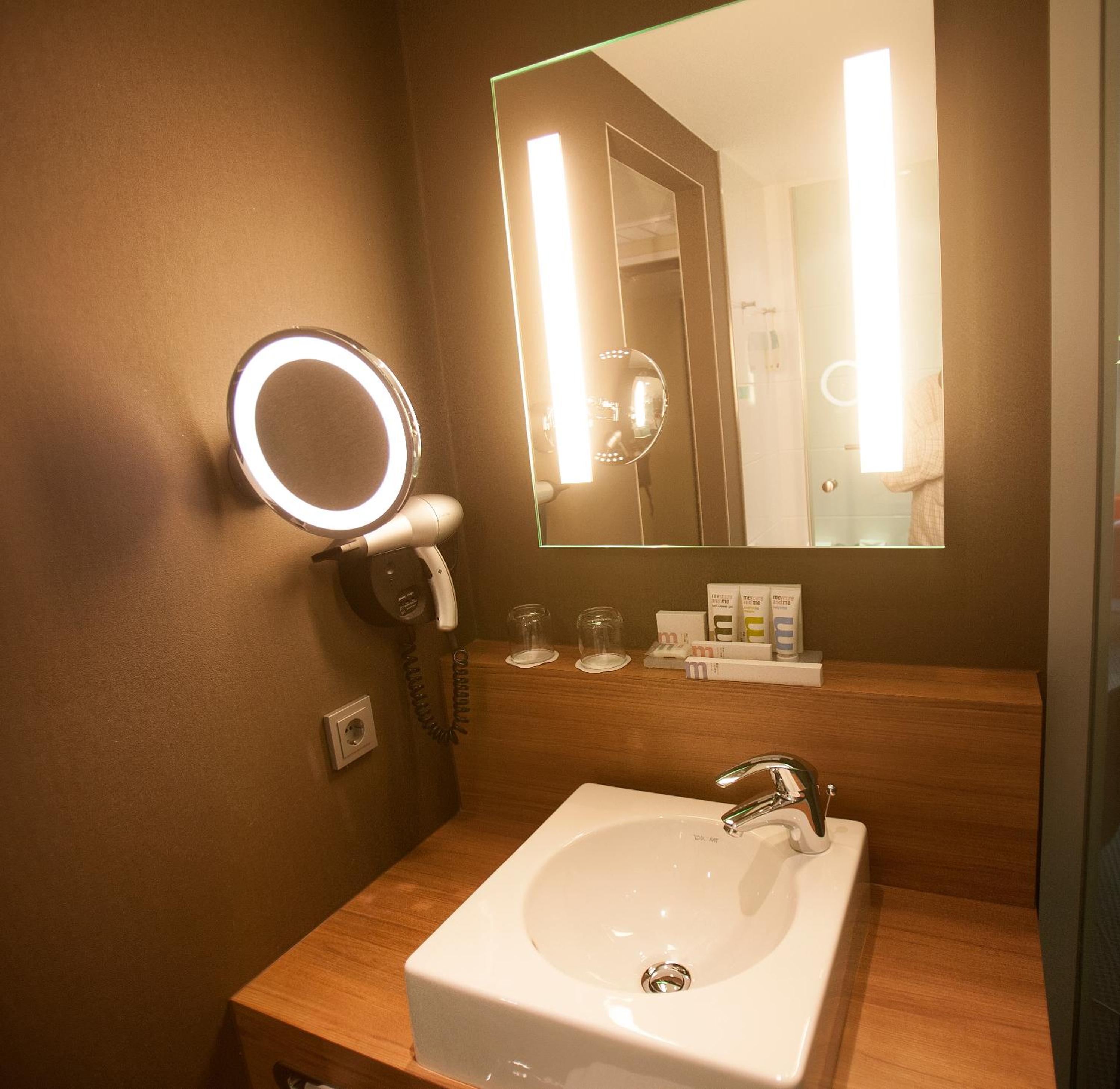 Tribe Essential Twin Room - Photo 8