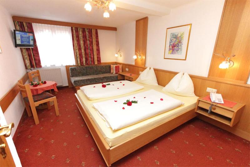 Triple Room - Photo 1