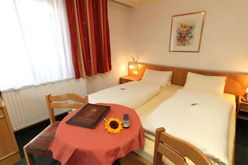 Double Room - Photo 3