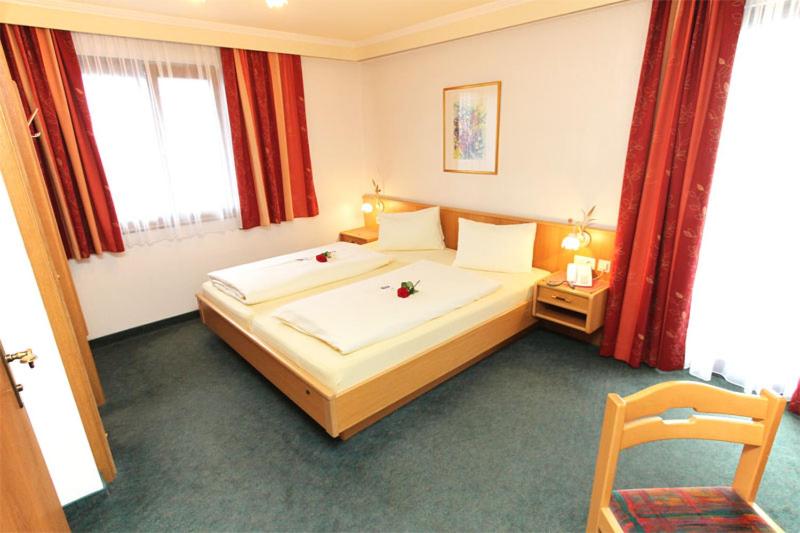 Double Room - Photo 5