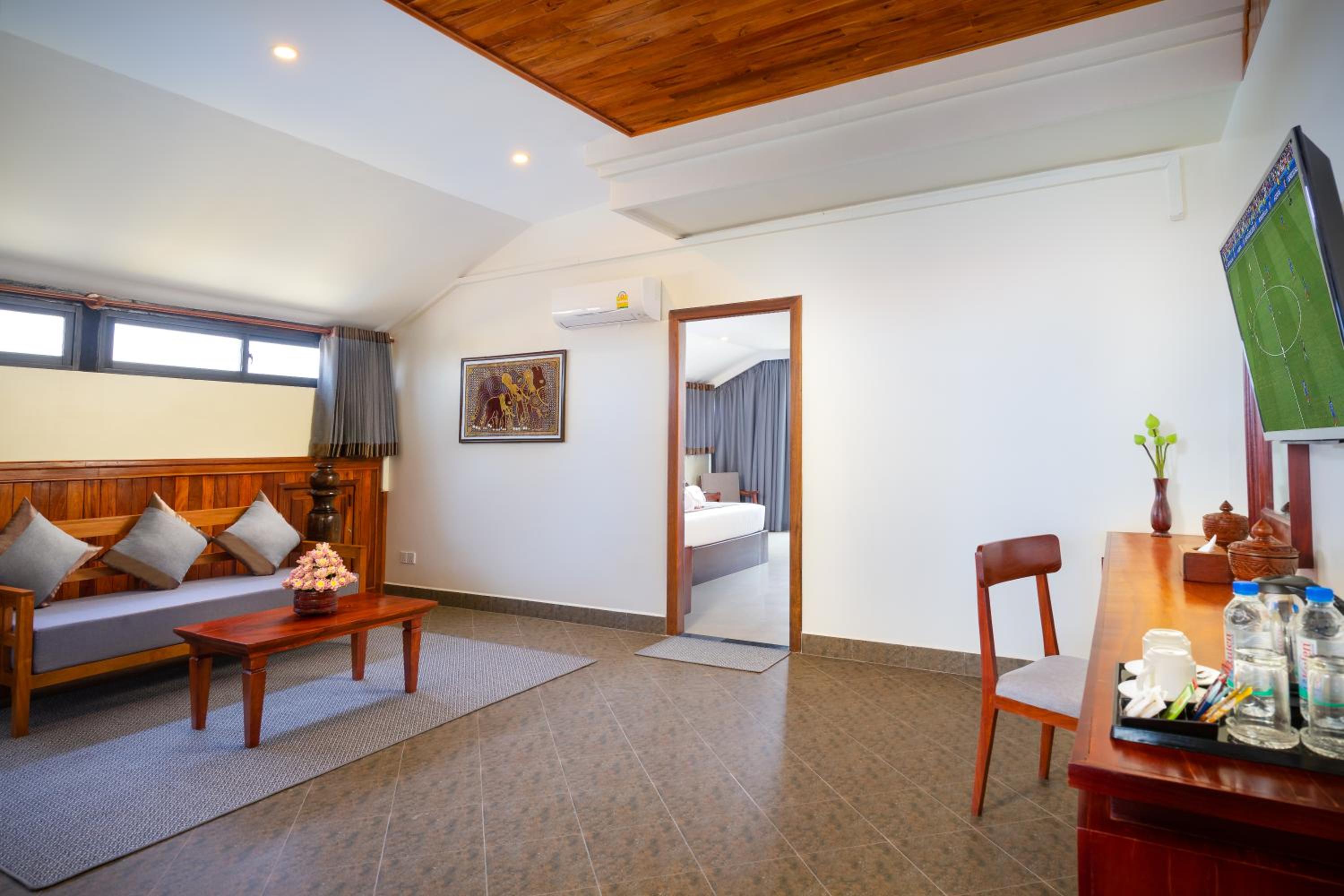 Executive Suite photo 2