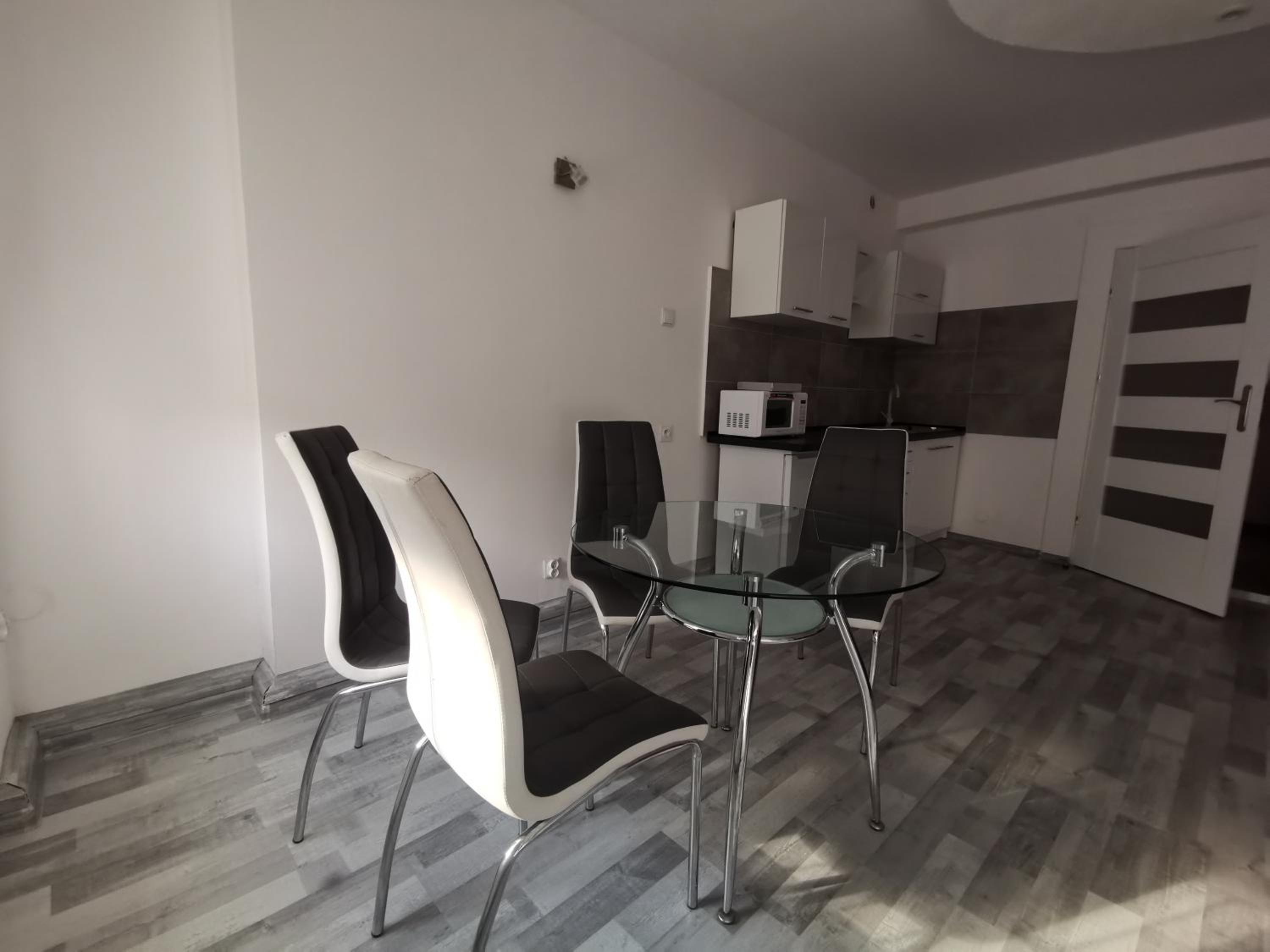 Apartment - Ground Floor photo 3