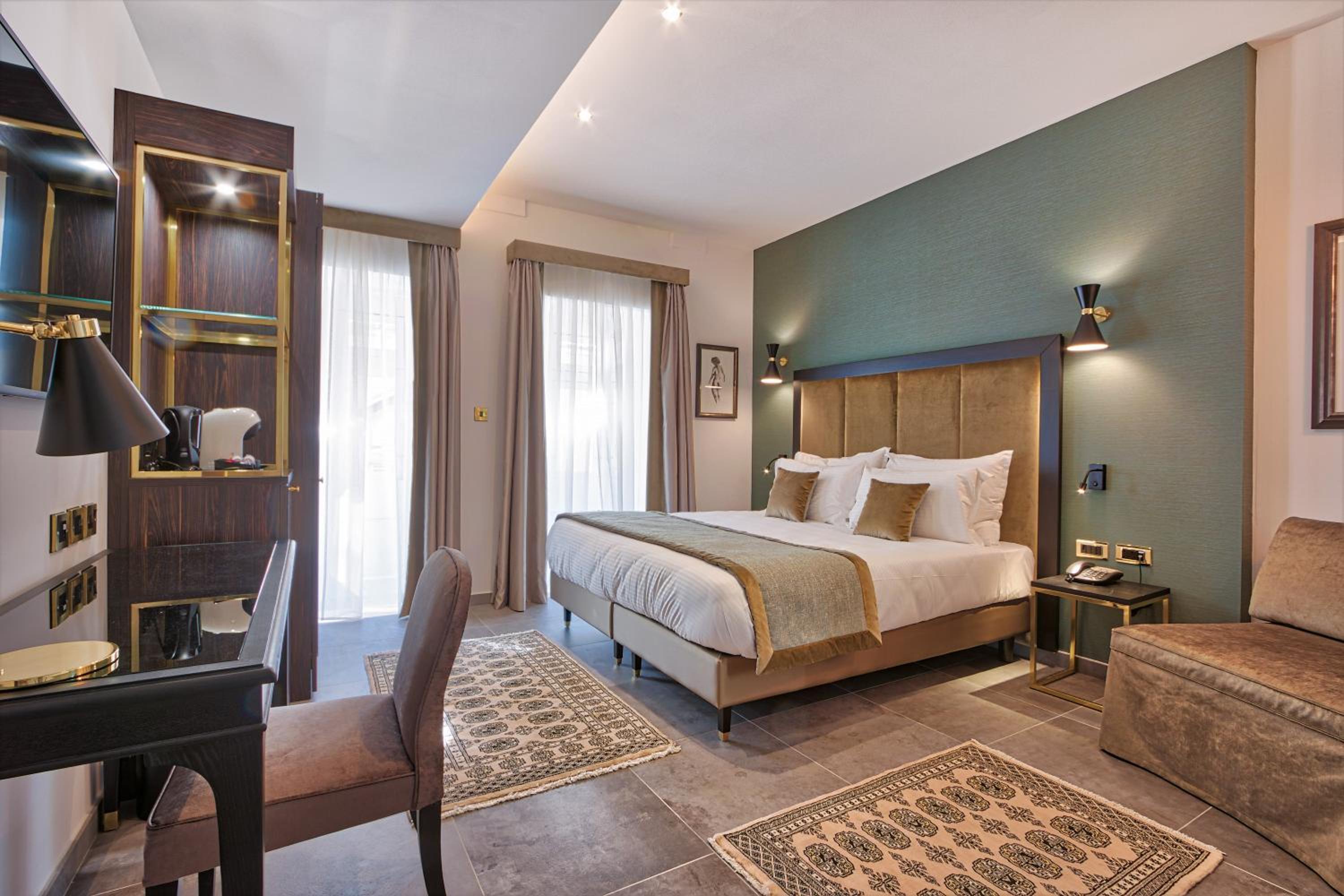 Triple Room with Maltese Balcony - Photo 8