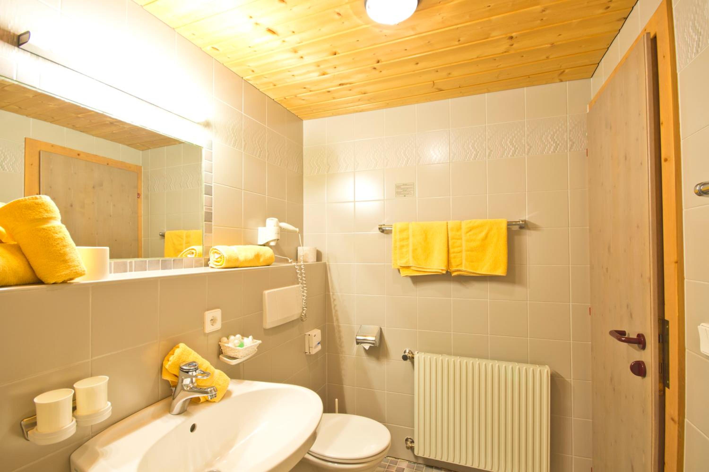 Junior Suite II