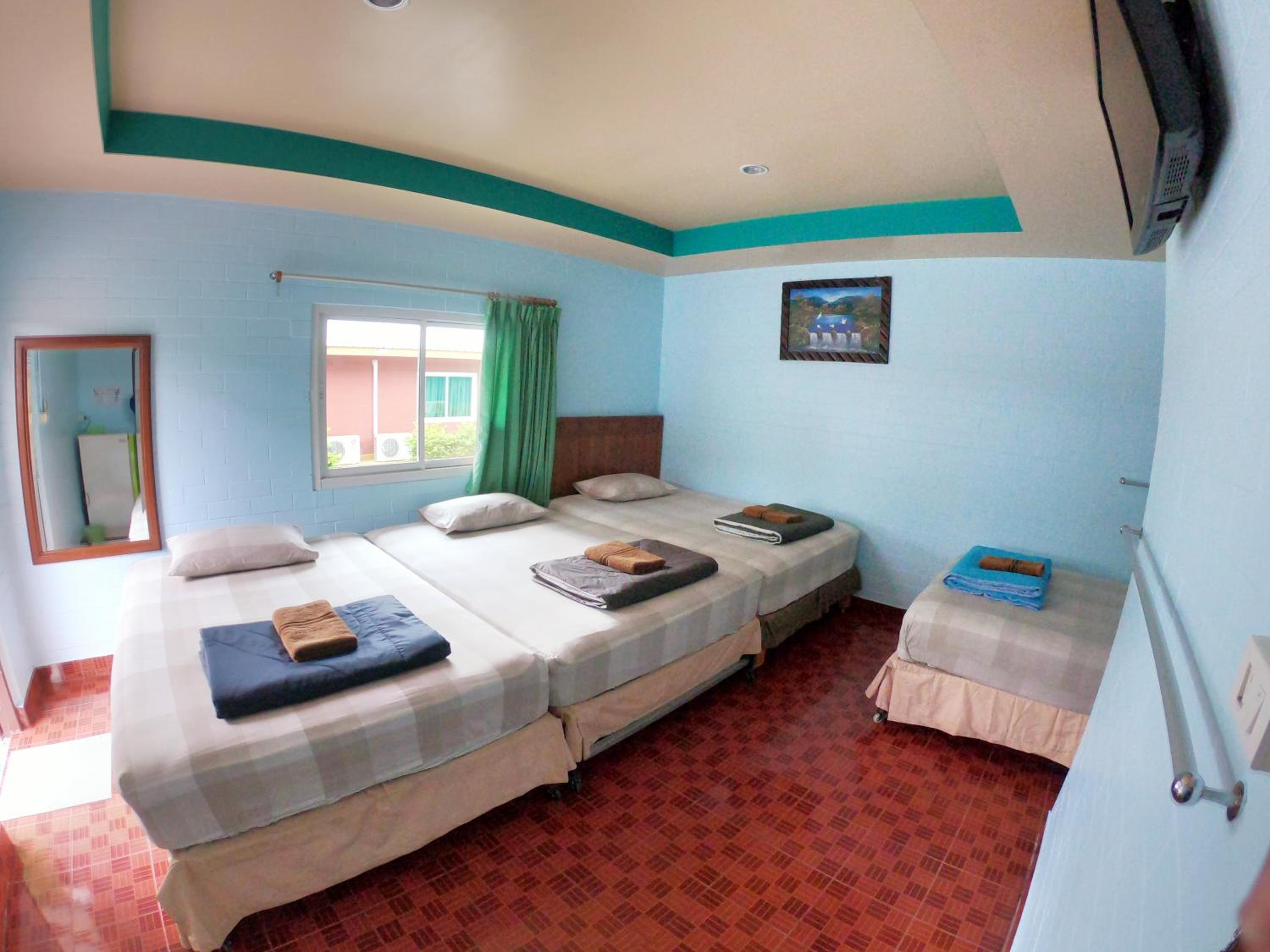 Deluxe Quadruple Room