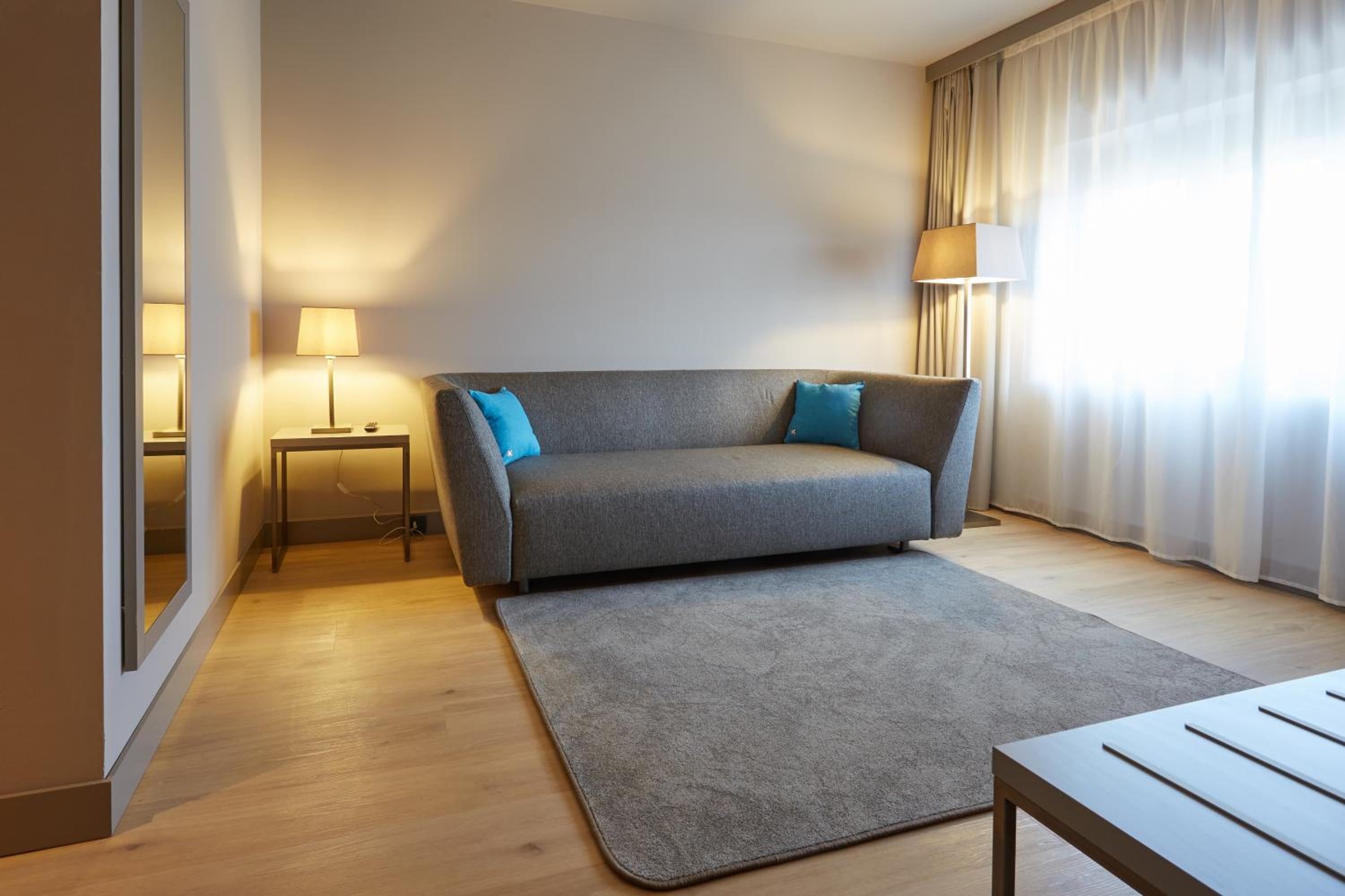 Suite - Photo 4