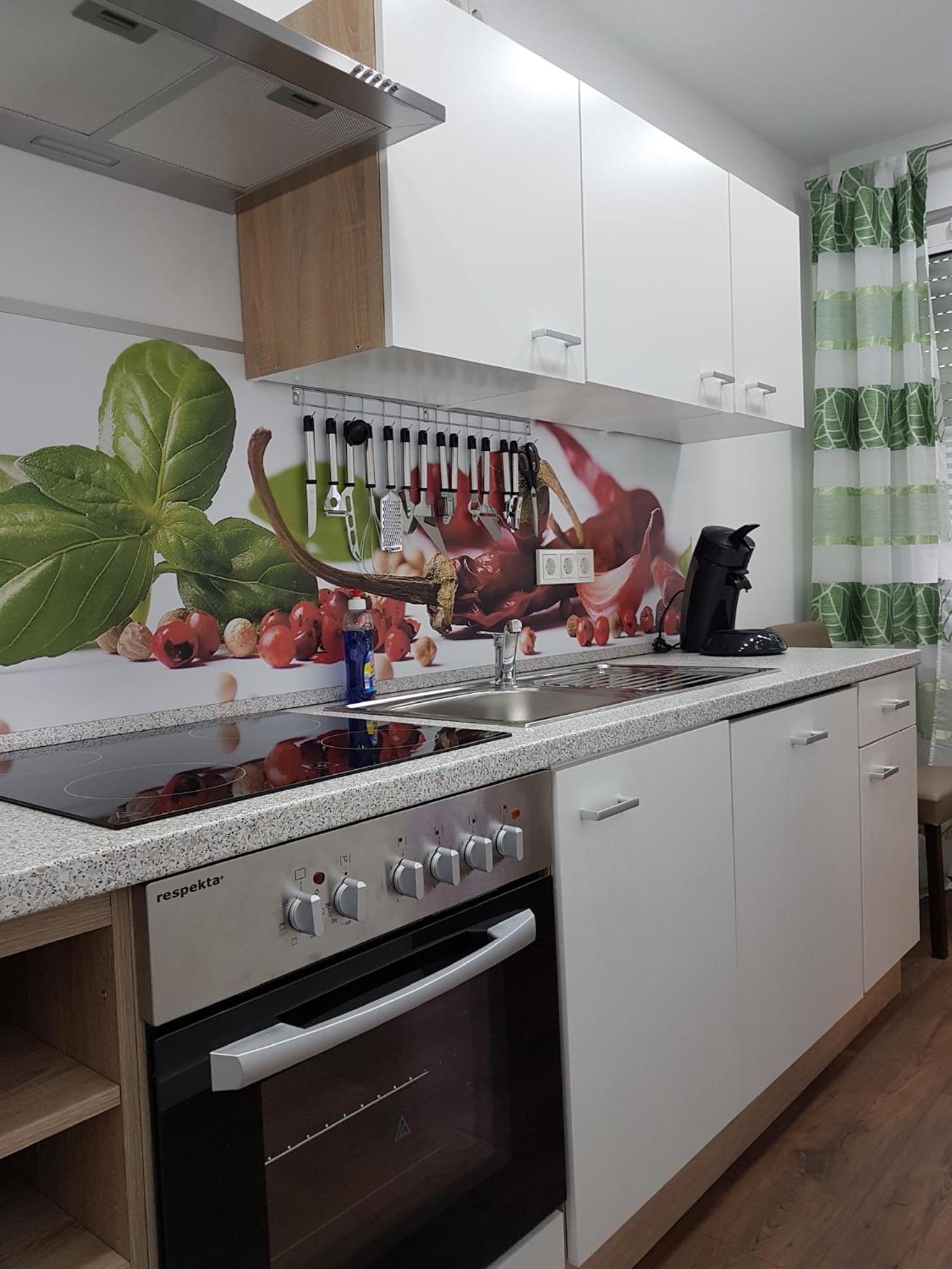 Apartment with Balcony - Photo 12
