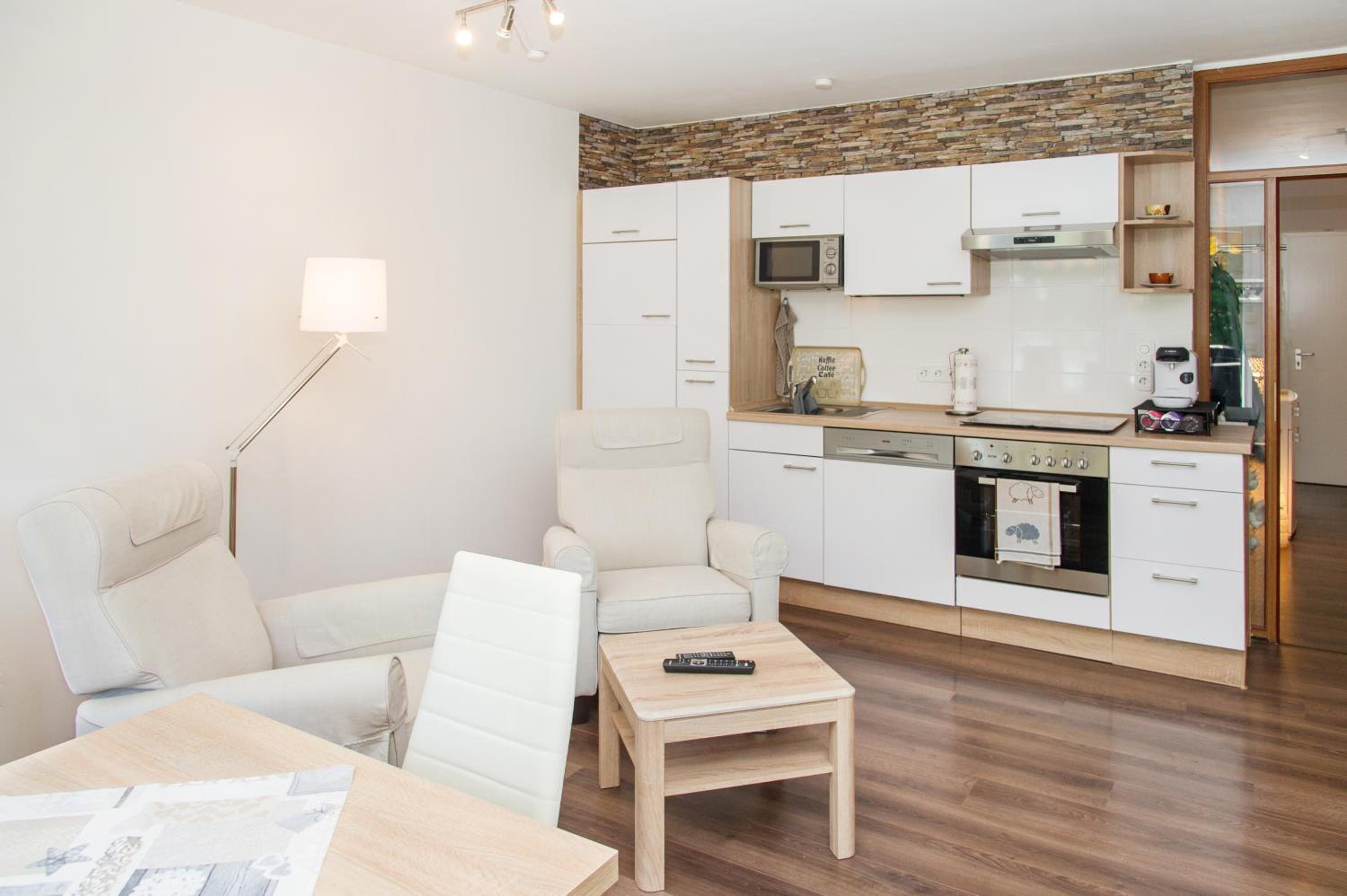 One-Bedroom Apartment photo 2