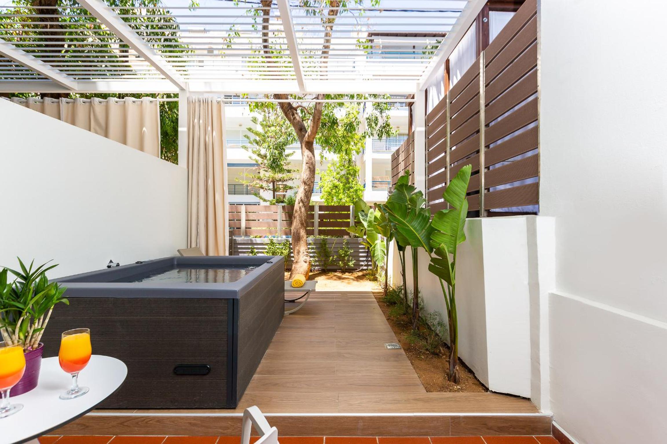 Junior Suite with Jetted Tub - Photo 2