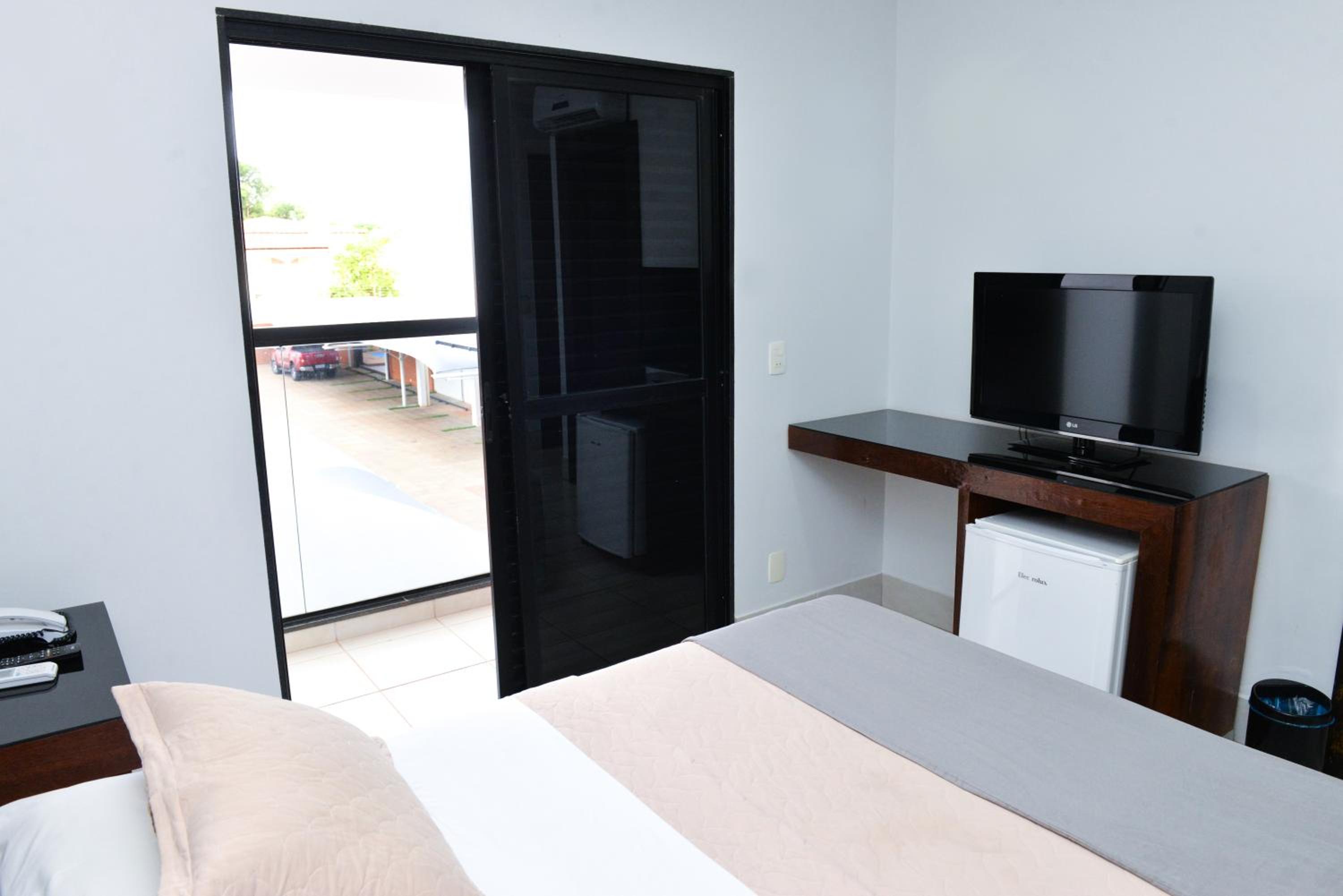 Apartment with Balcony photo 1