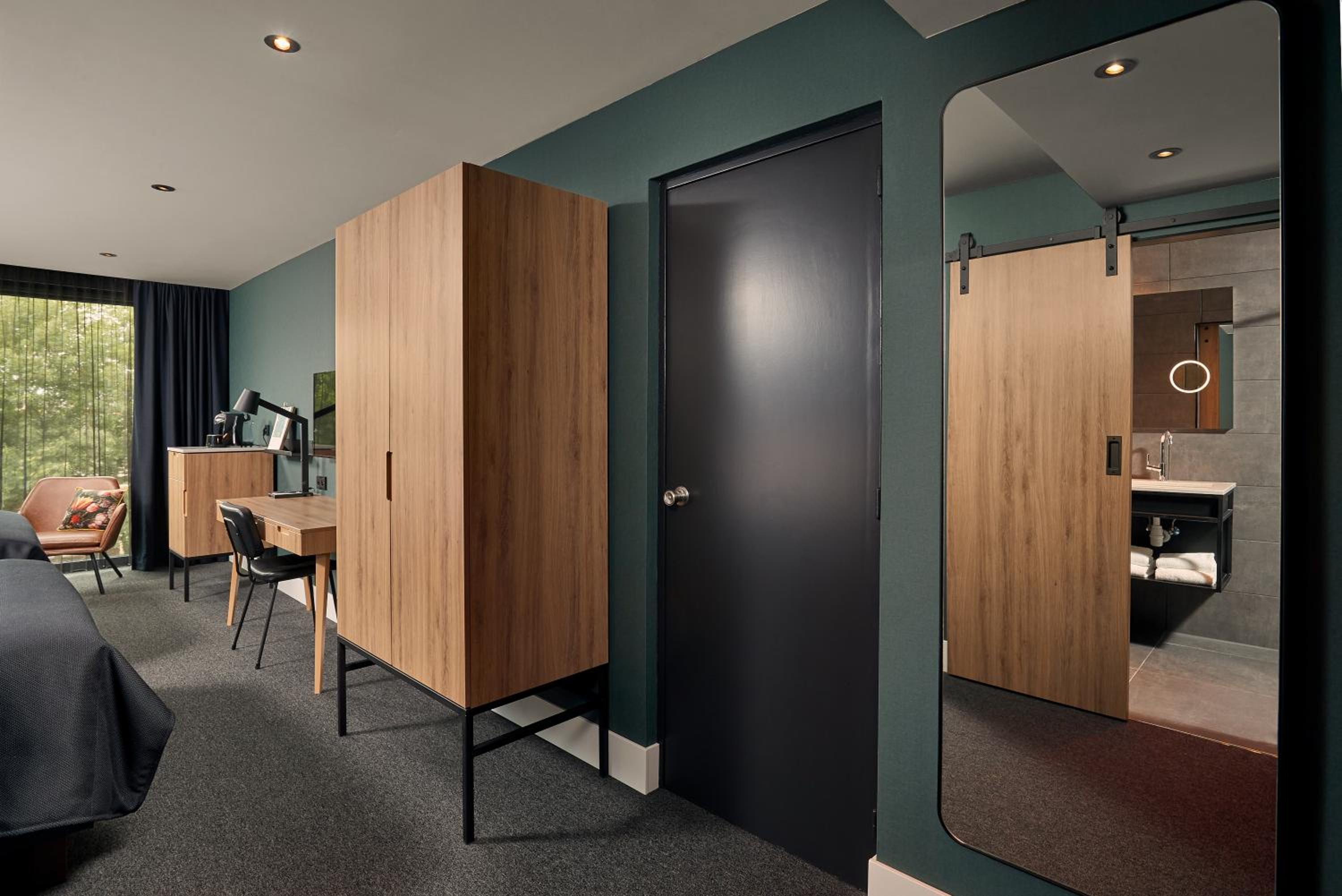 Deluxe Double or Twin Room - Photo 4