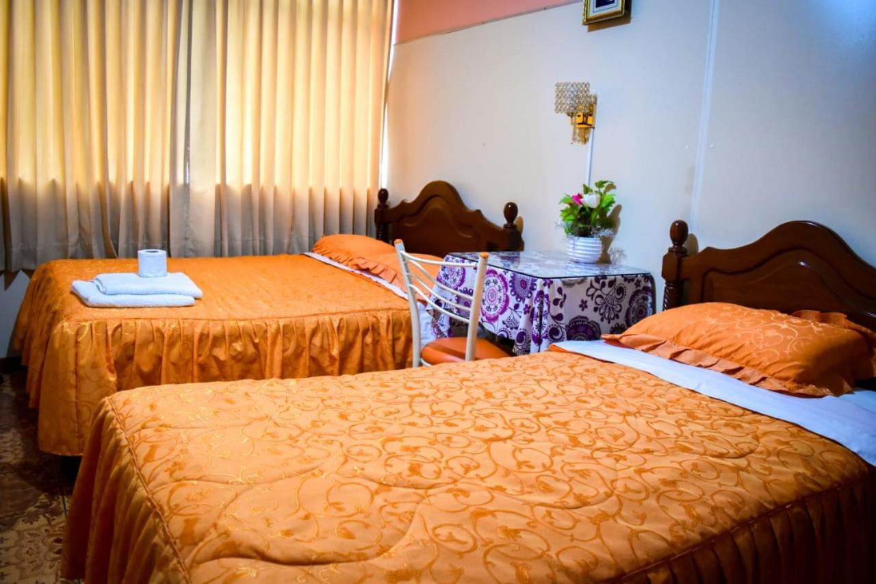 Deluxe Queen Room with Two Queen Beds photo 3