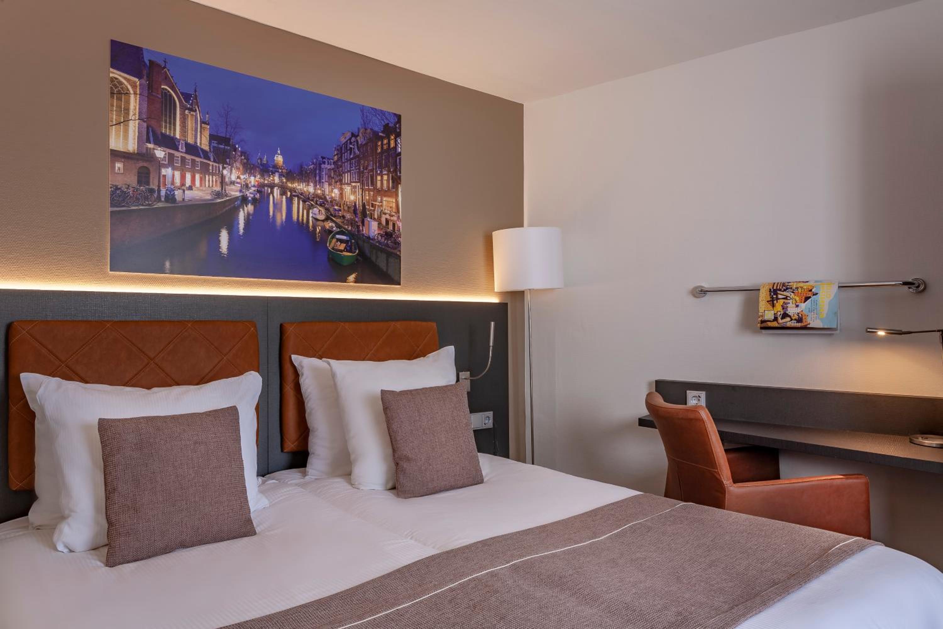 Double or Twin Room photo 2