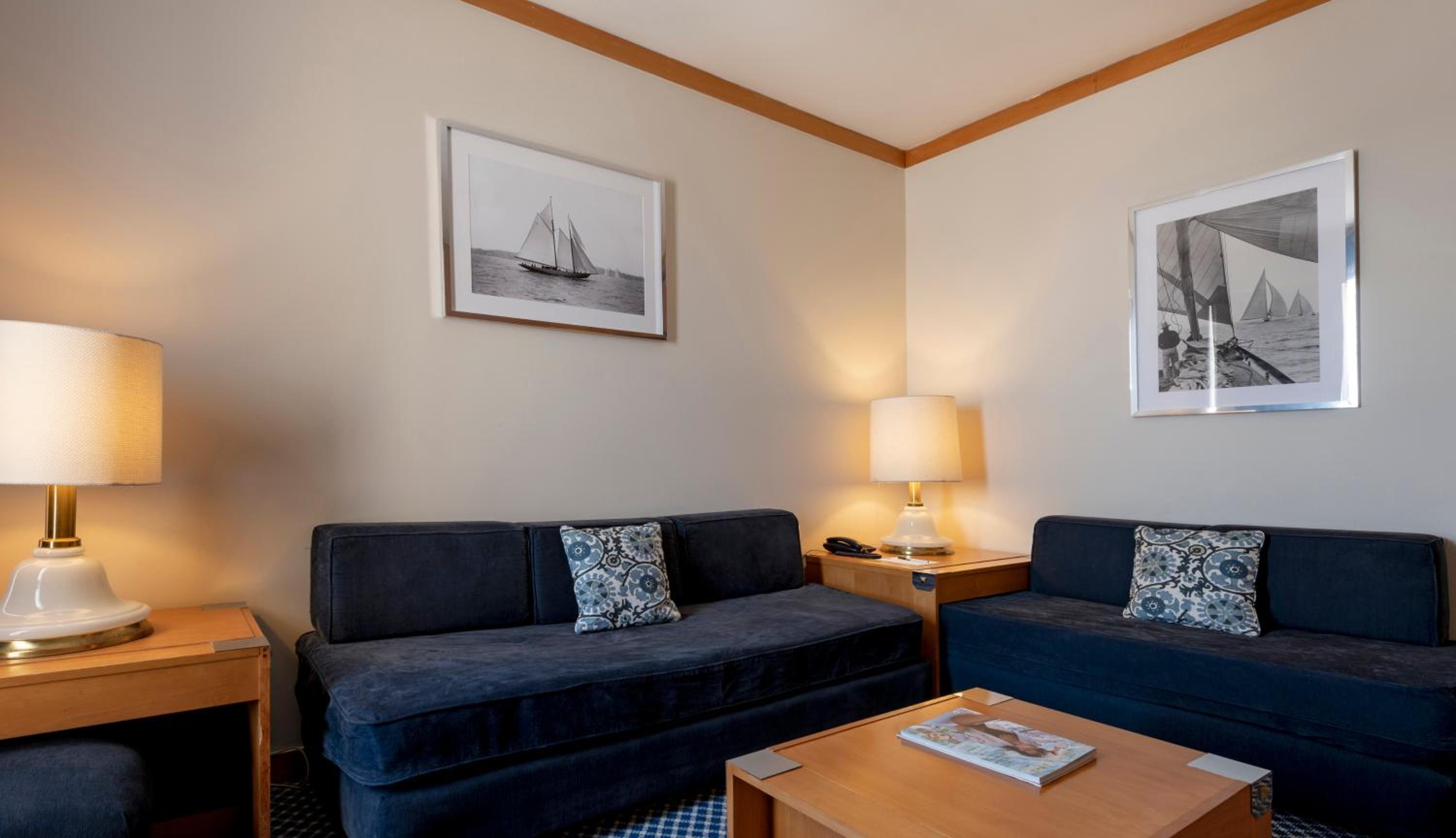 Suite - Photo 5