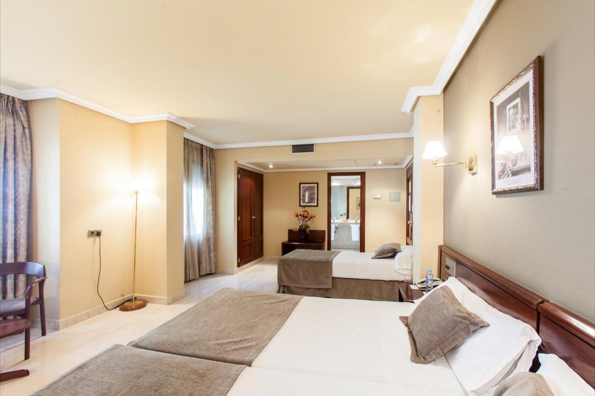 Triple Room photo 2