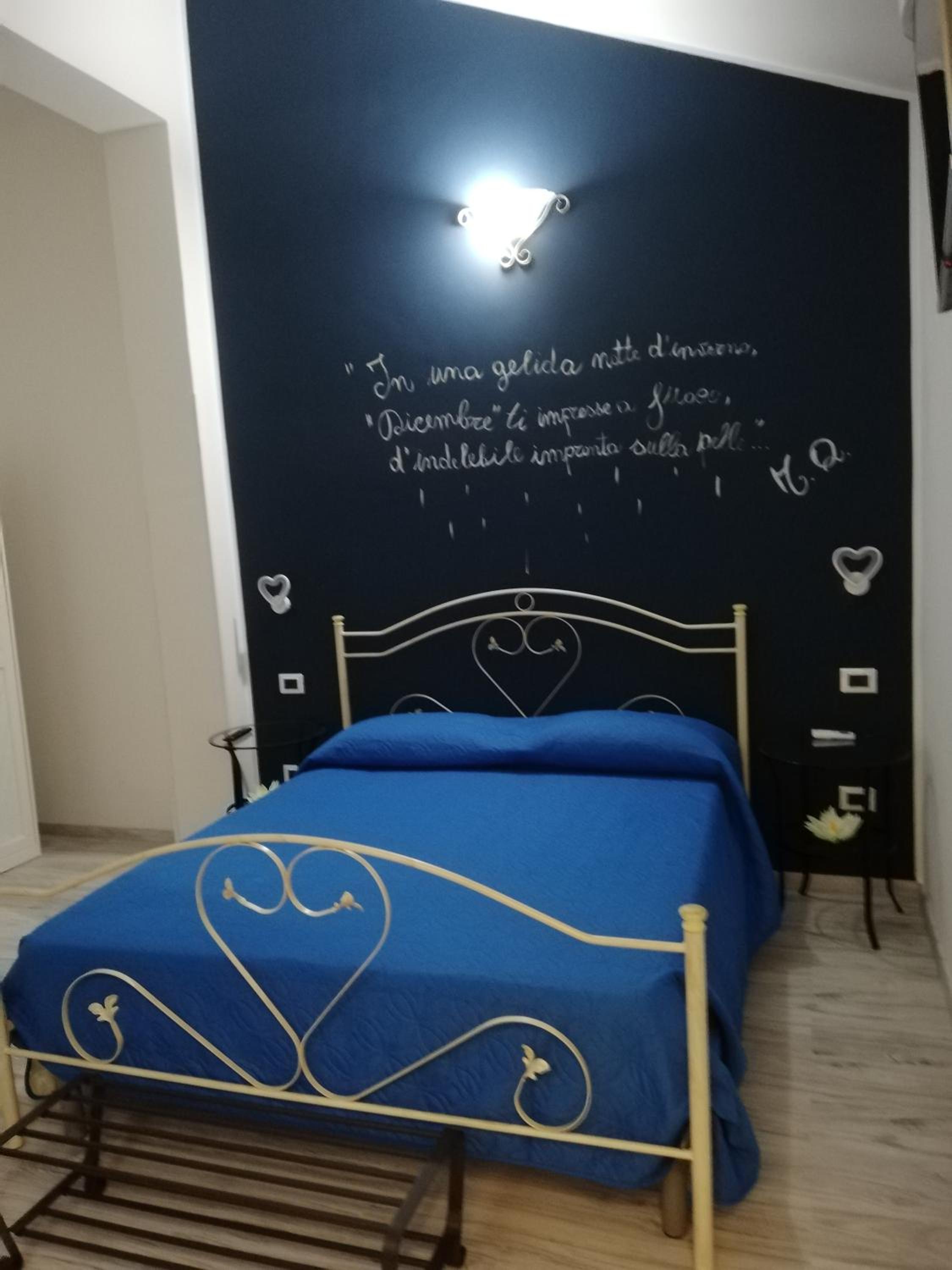 Large Double Room photo 1