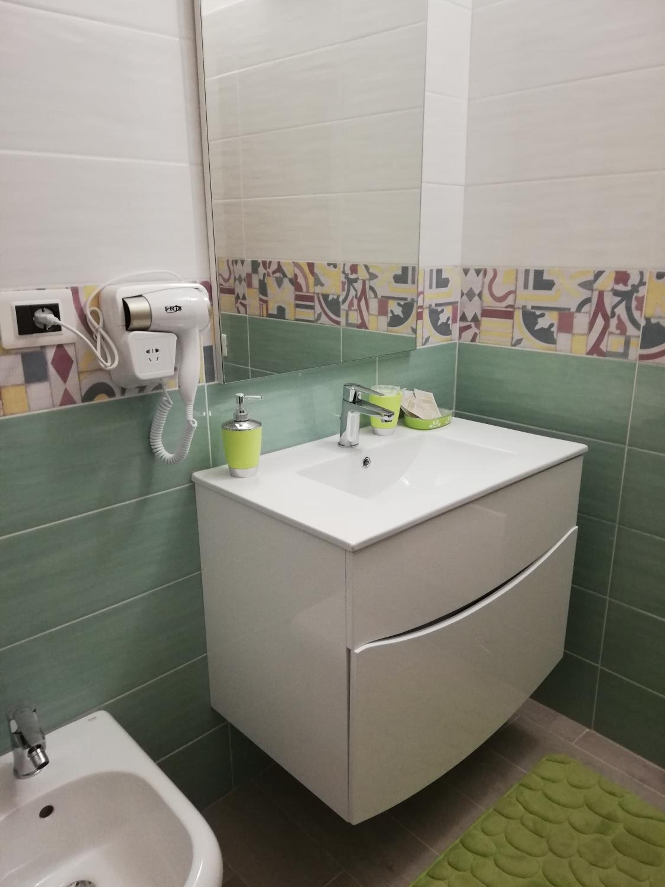 Double Room With Private Bathroom photo 2