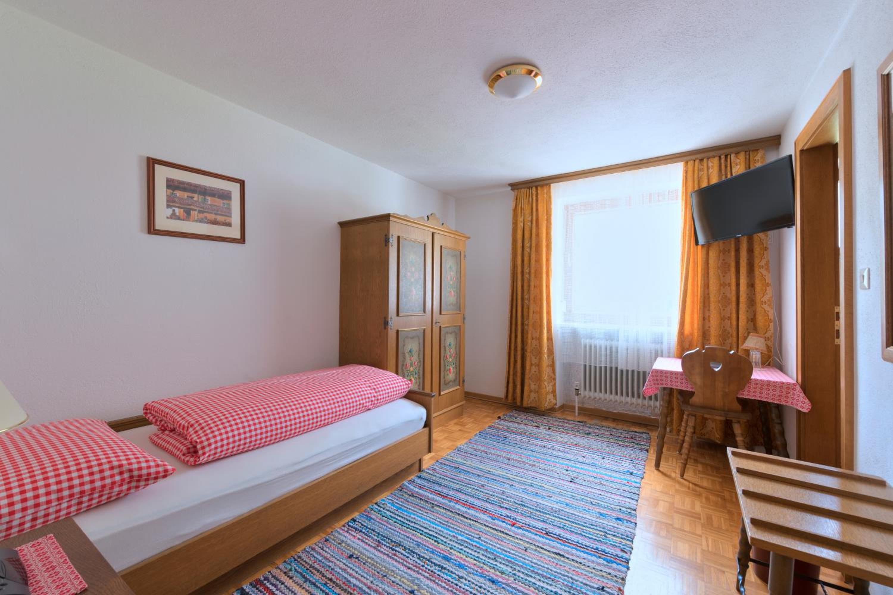 Standard Single Room photo 2