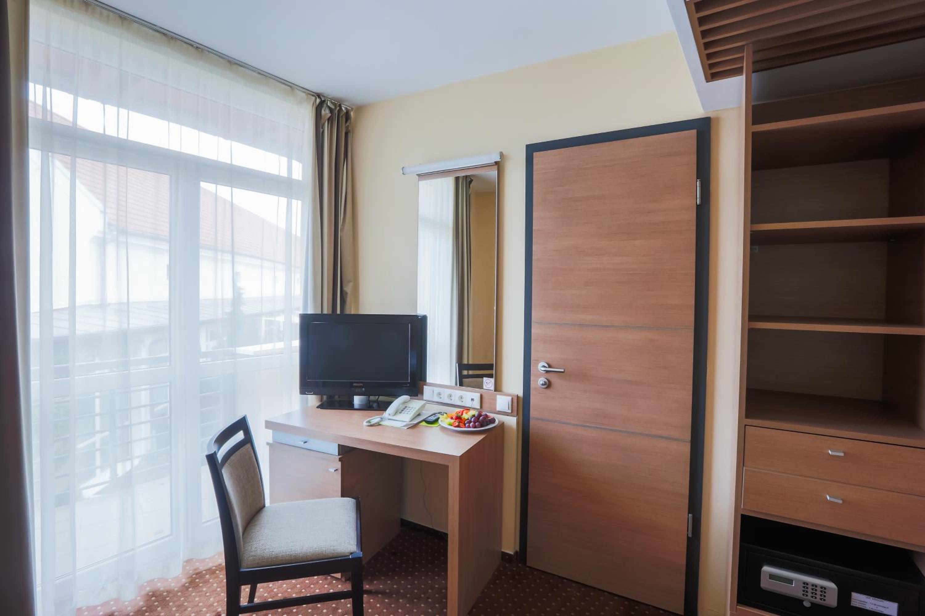 Single Room photo 1