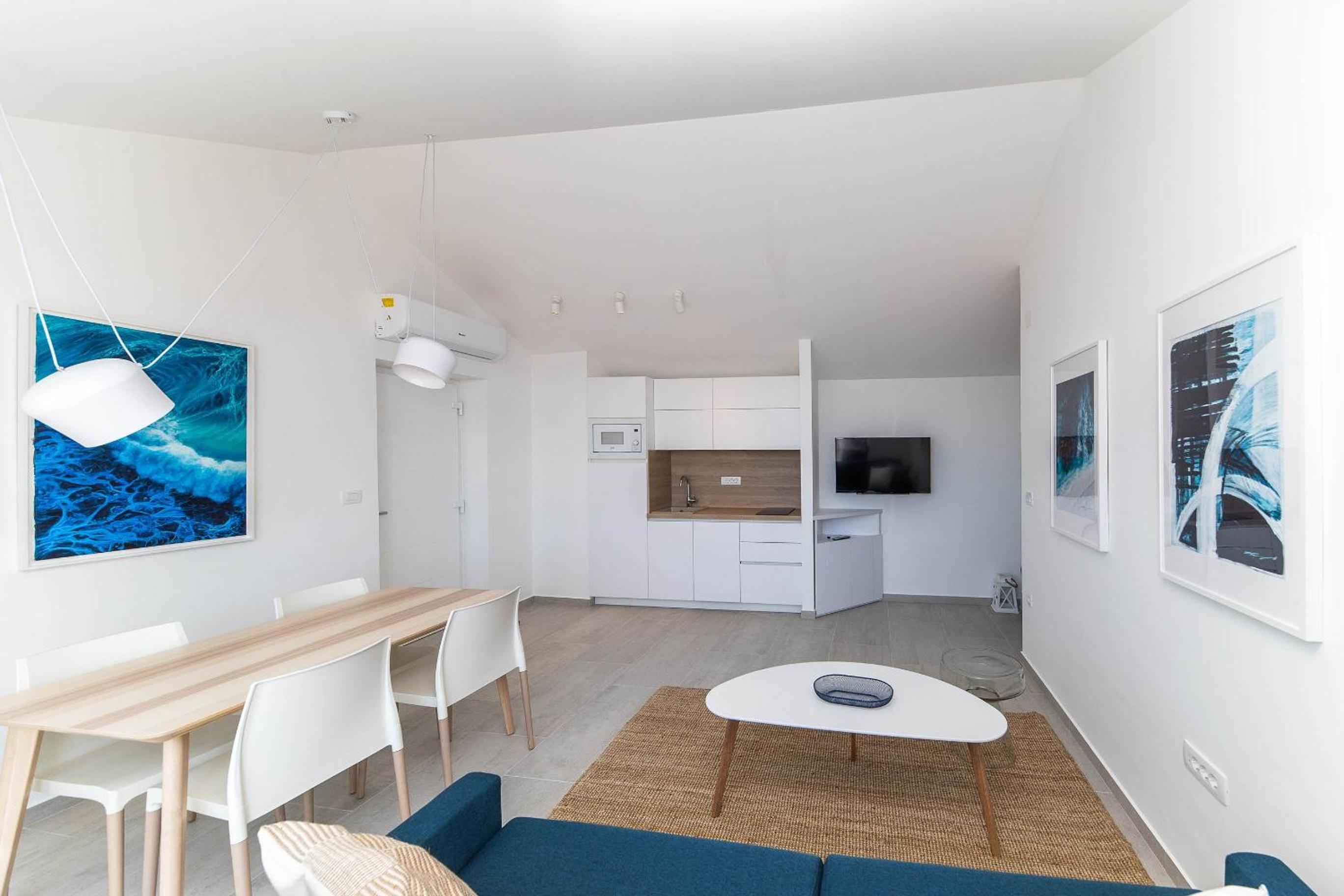 Apartment with Sea View