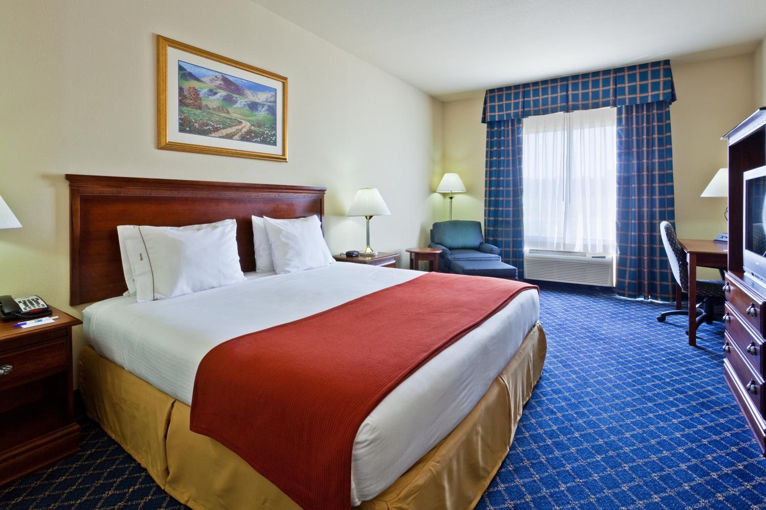 Standard King Room - Photo 1