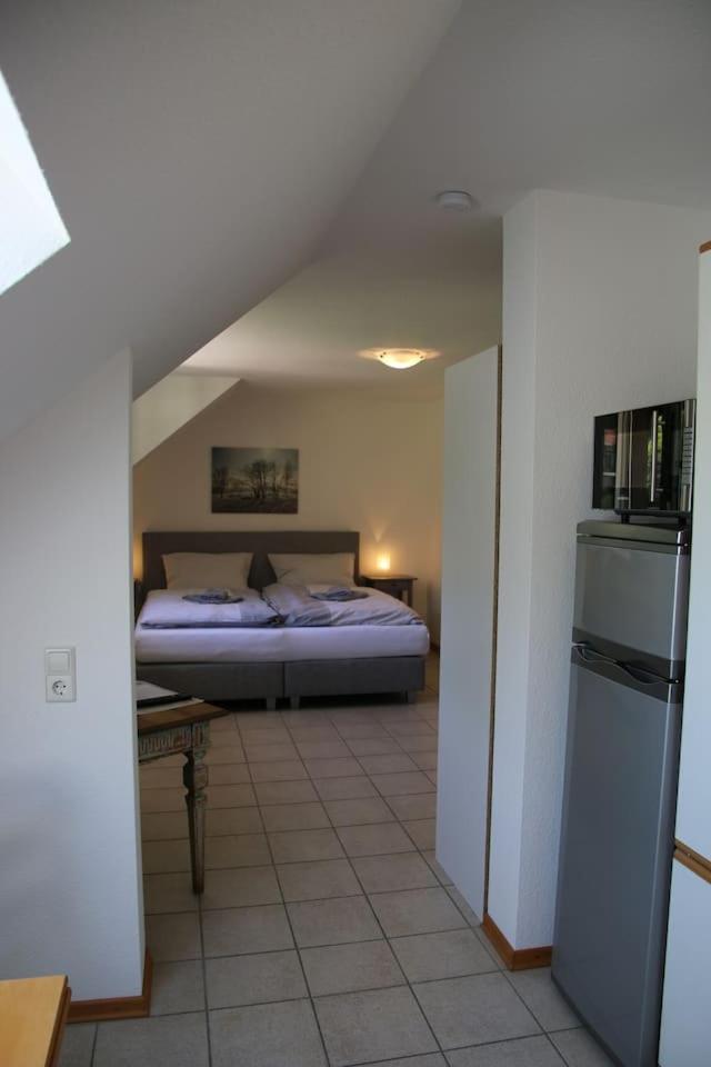 One-Bedroom Apartment - Photo 28