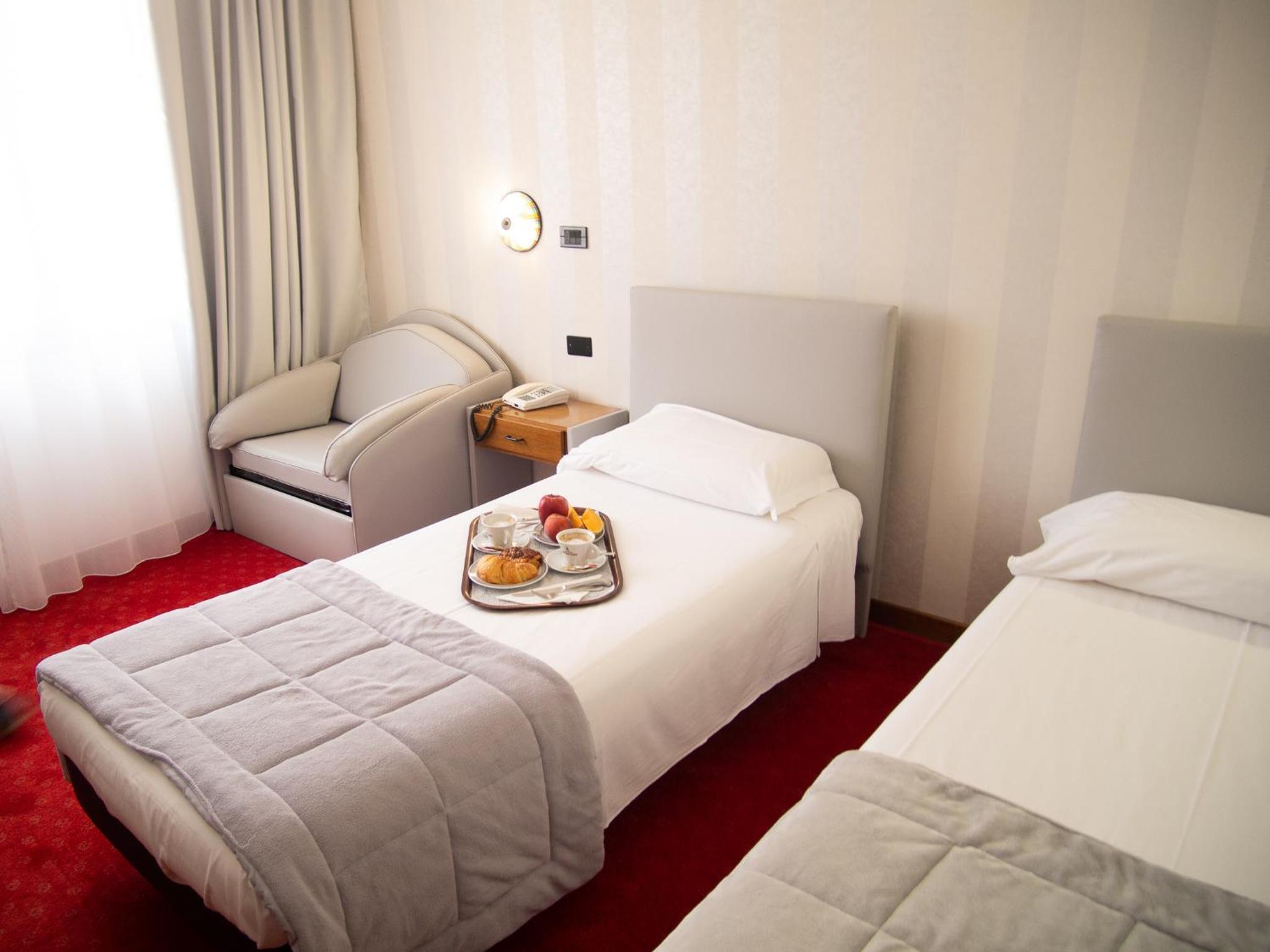 Single Room photo 1